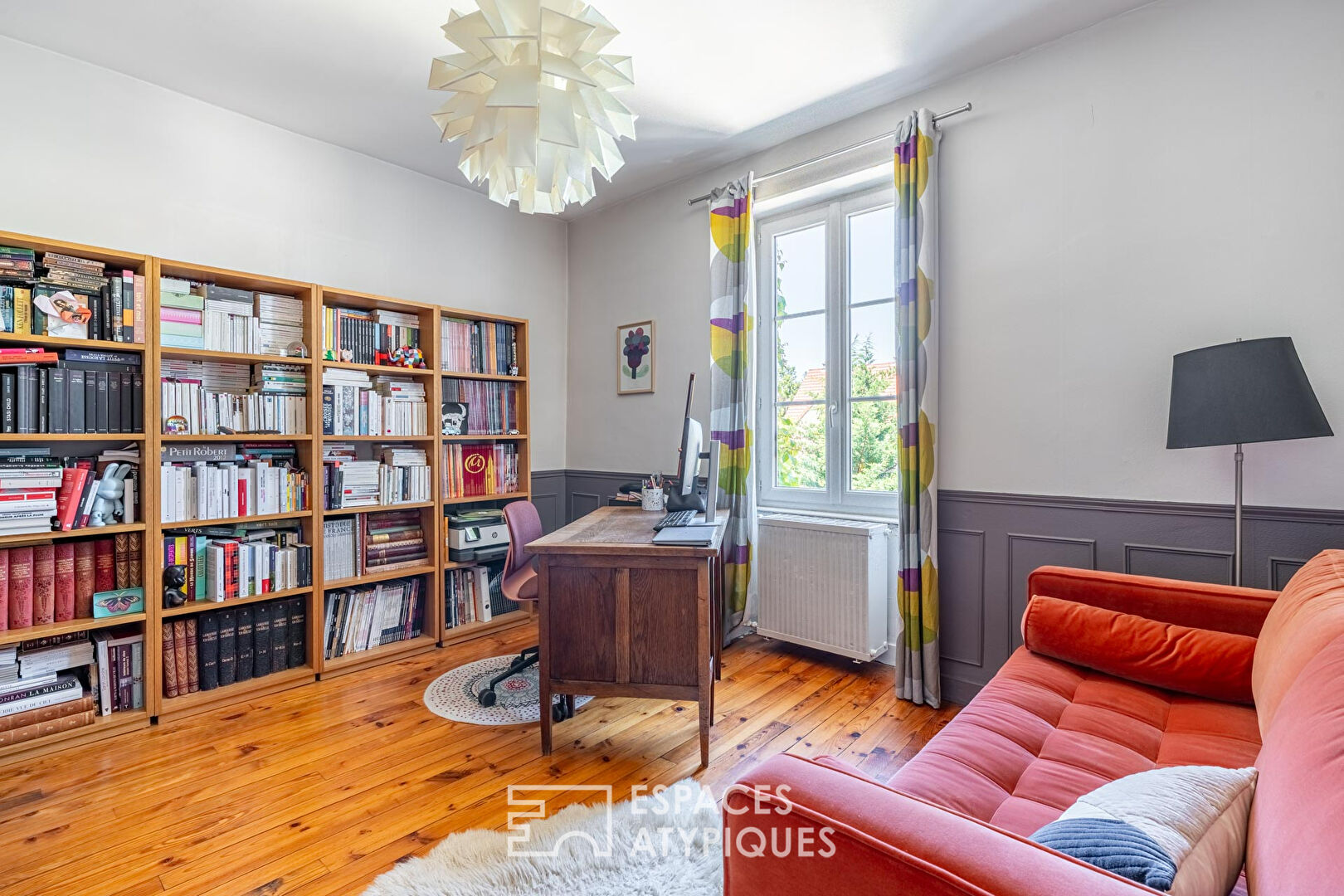 Photo Maison de charme avec jardin arboré et piscine image 5/6