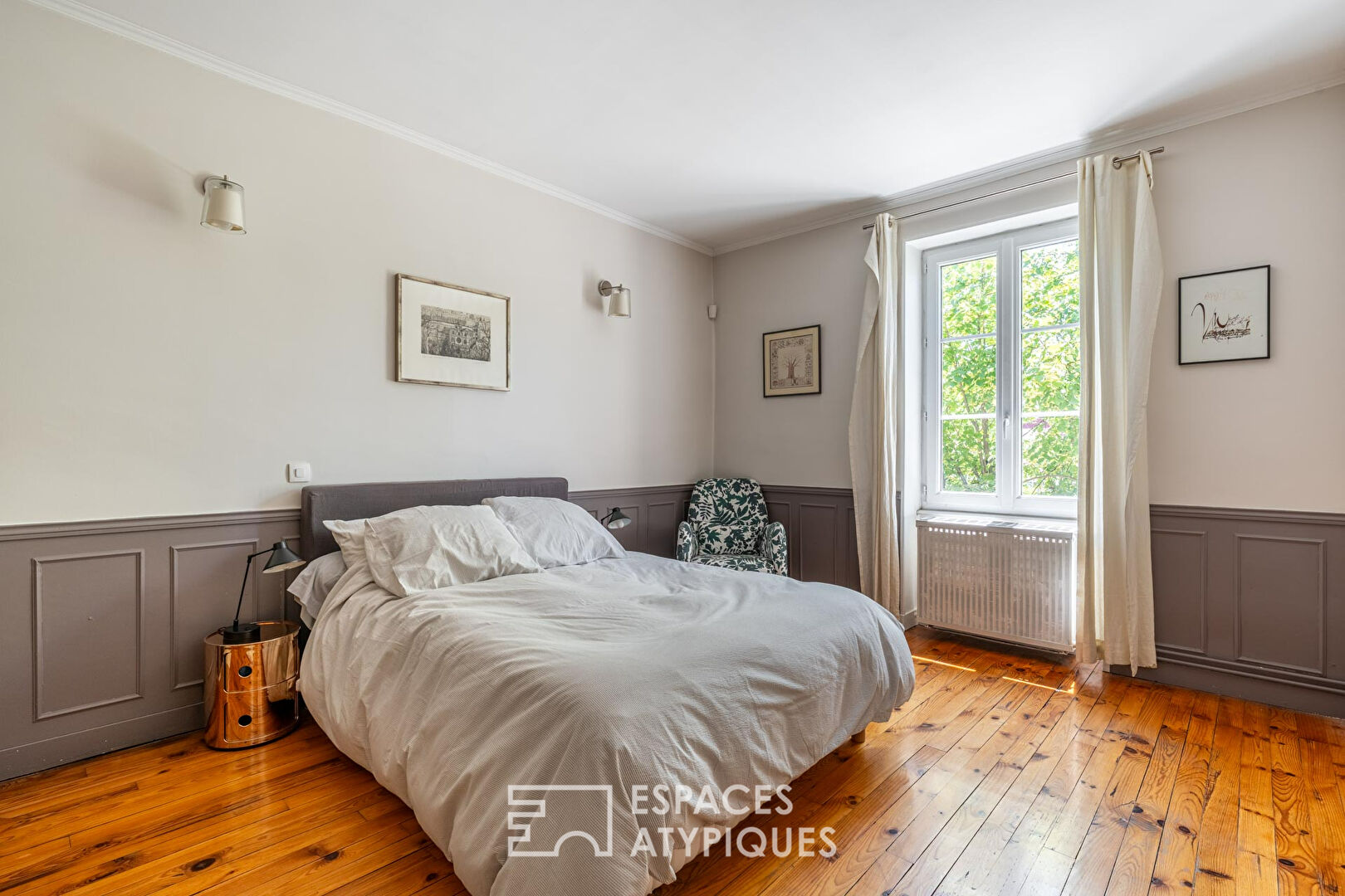 Photo Maison de charme avec jardin arboré et piscine image 6/6