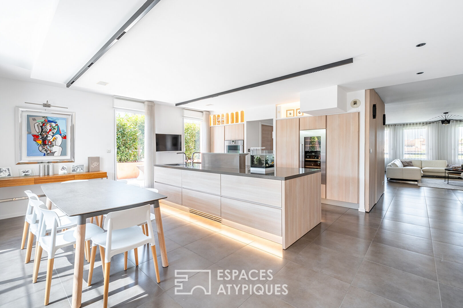 Photo rénovation d'architecte avec terrasses proche du quartier Monplaisir image 1/6