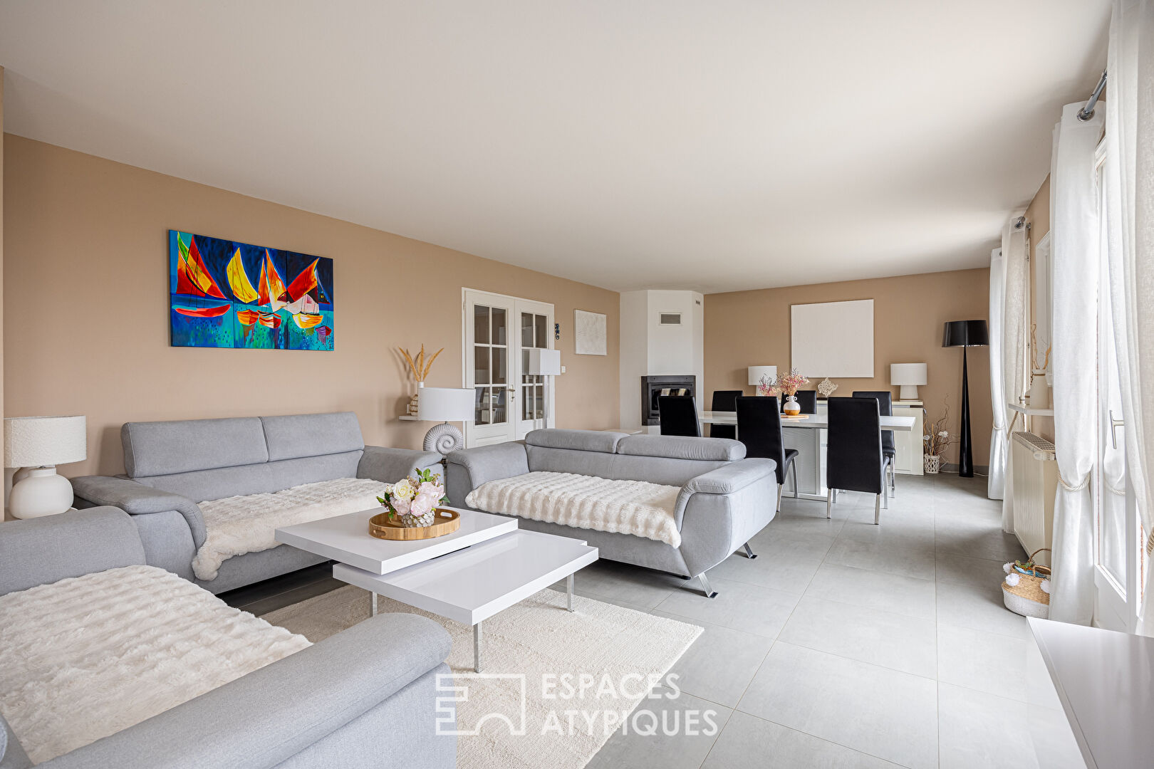 Photo Maison familiale avec piscine et vue imprenable image 6/6