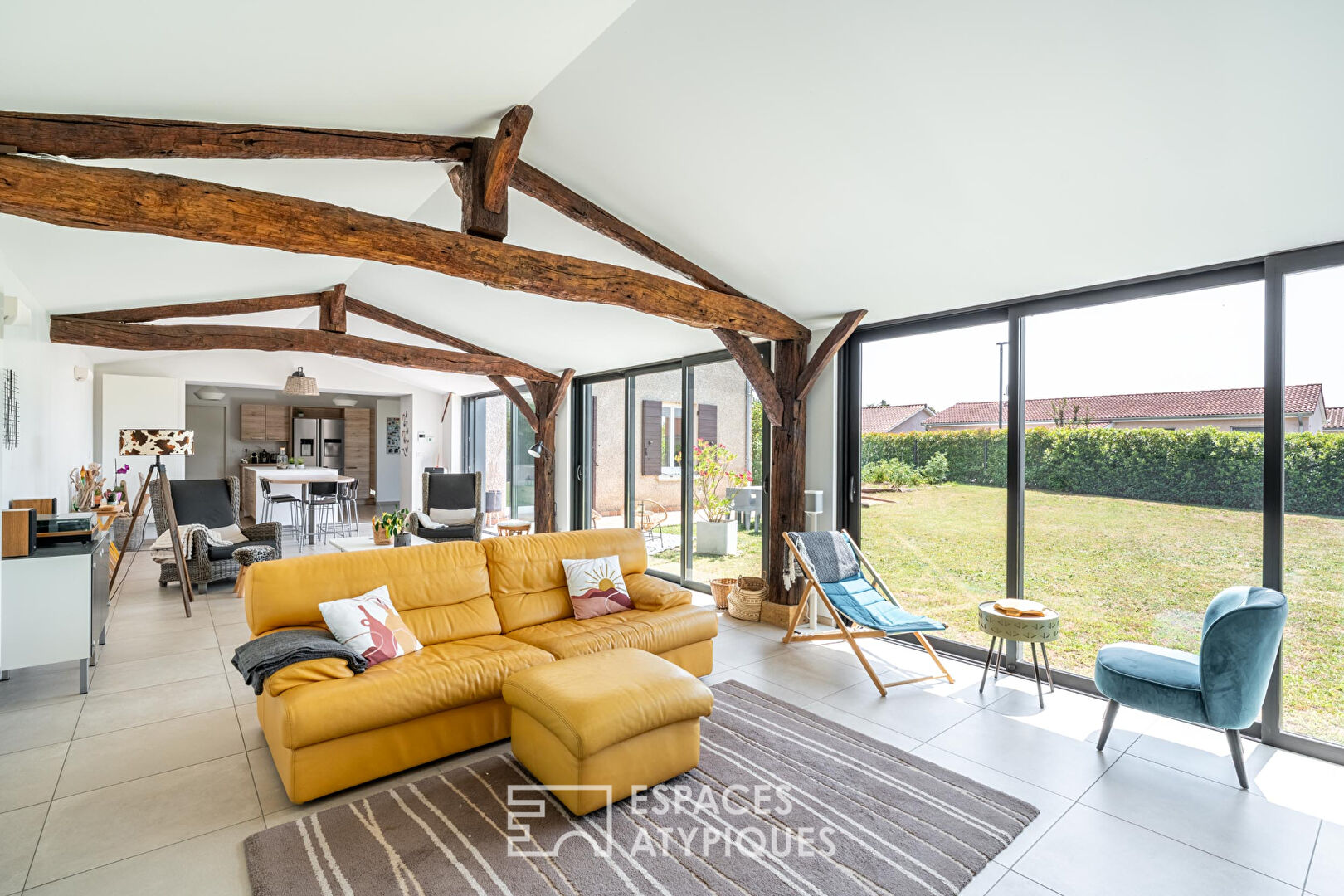 Agence immobilière de ESPACES ATYPIQUES LYON - ESPACES ATYPIQUES Villefranche