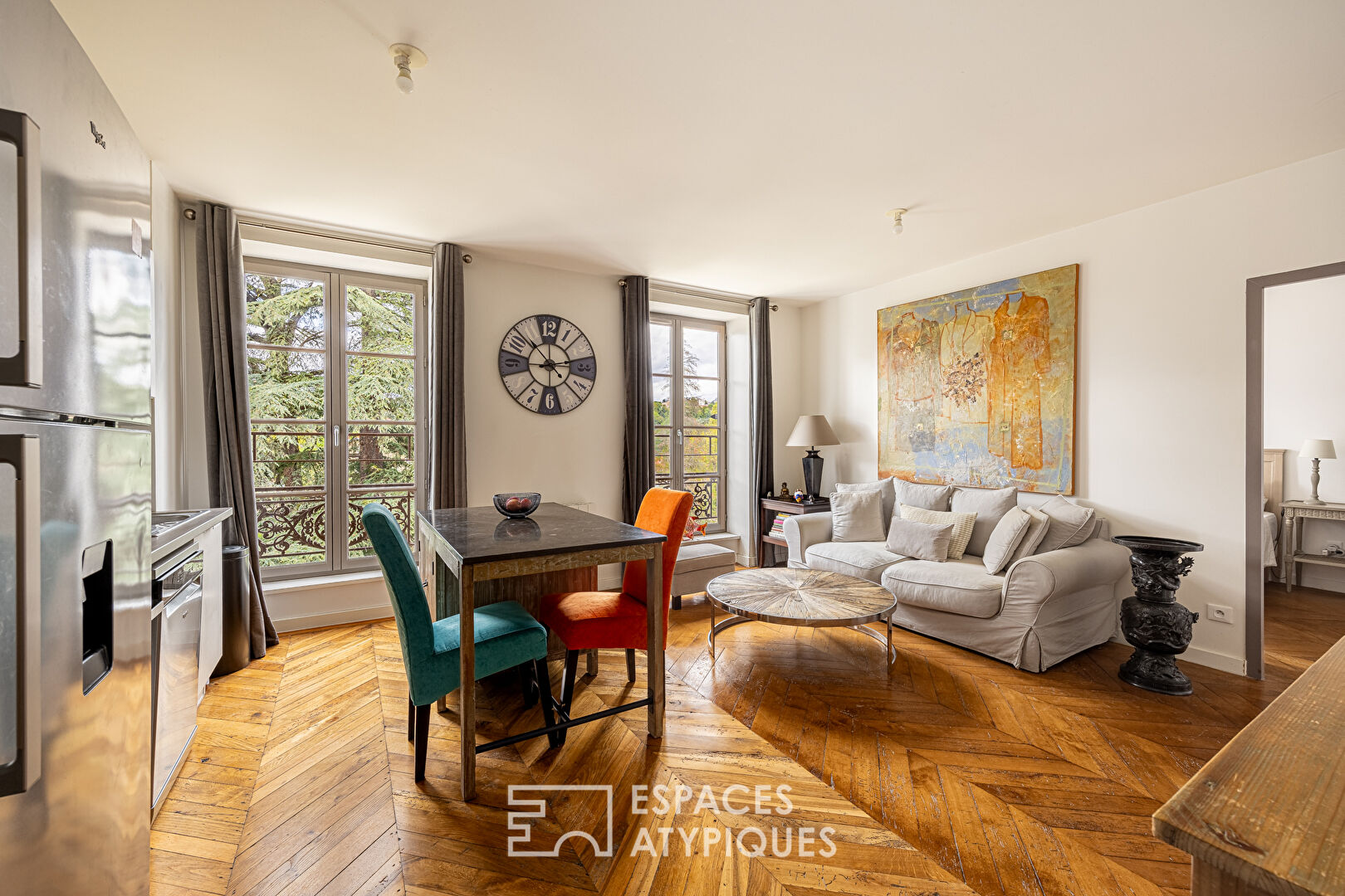 Appartement entièrement rénové dans une ancienne bâtisse