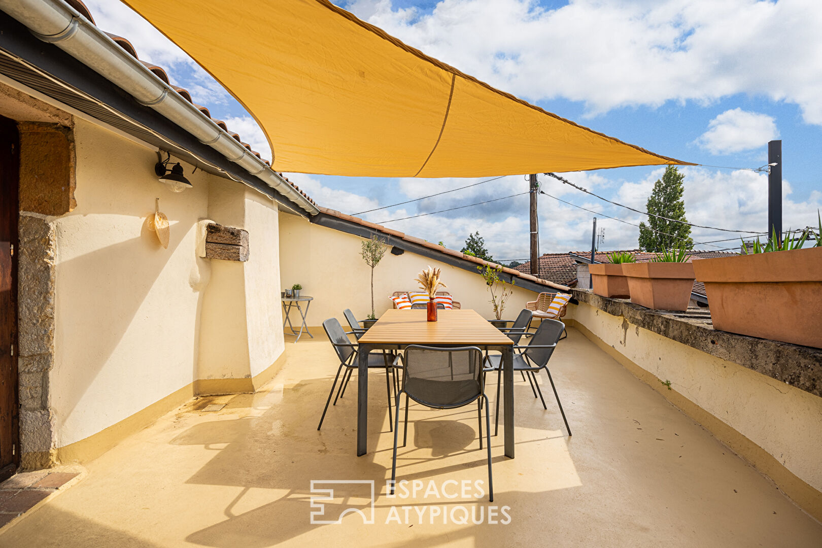 Photo Maison de ville entièrement rénovée avec terrasse image 3/6