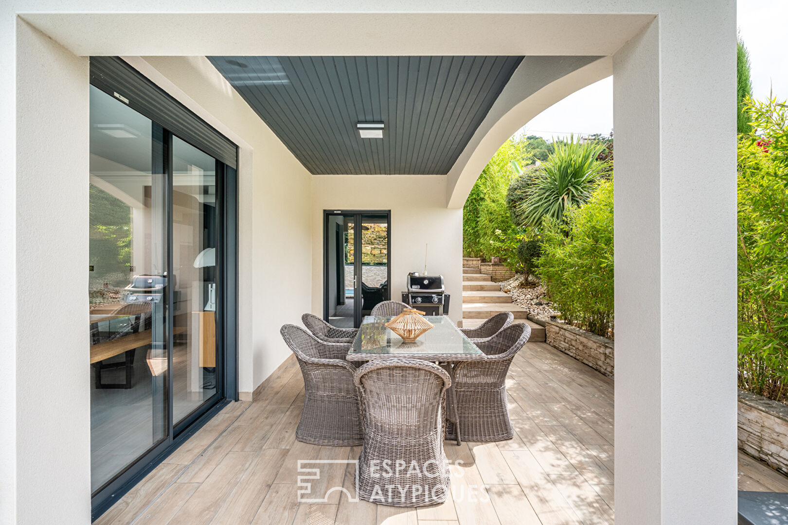 Photo Maison entièrement rénovée avec piscine image 4/6