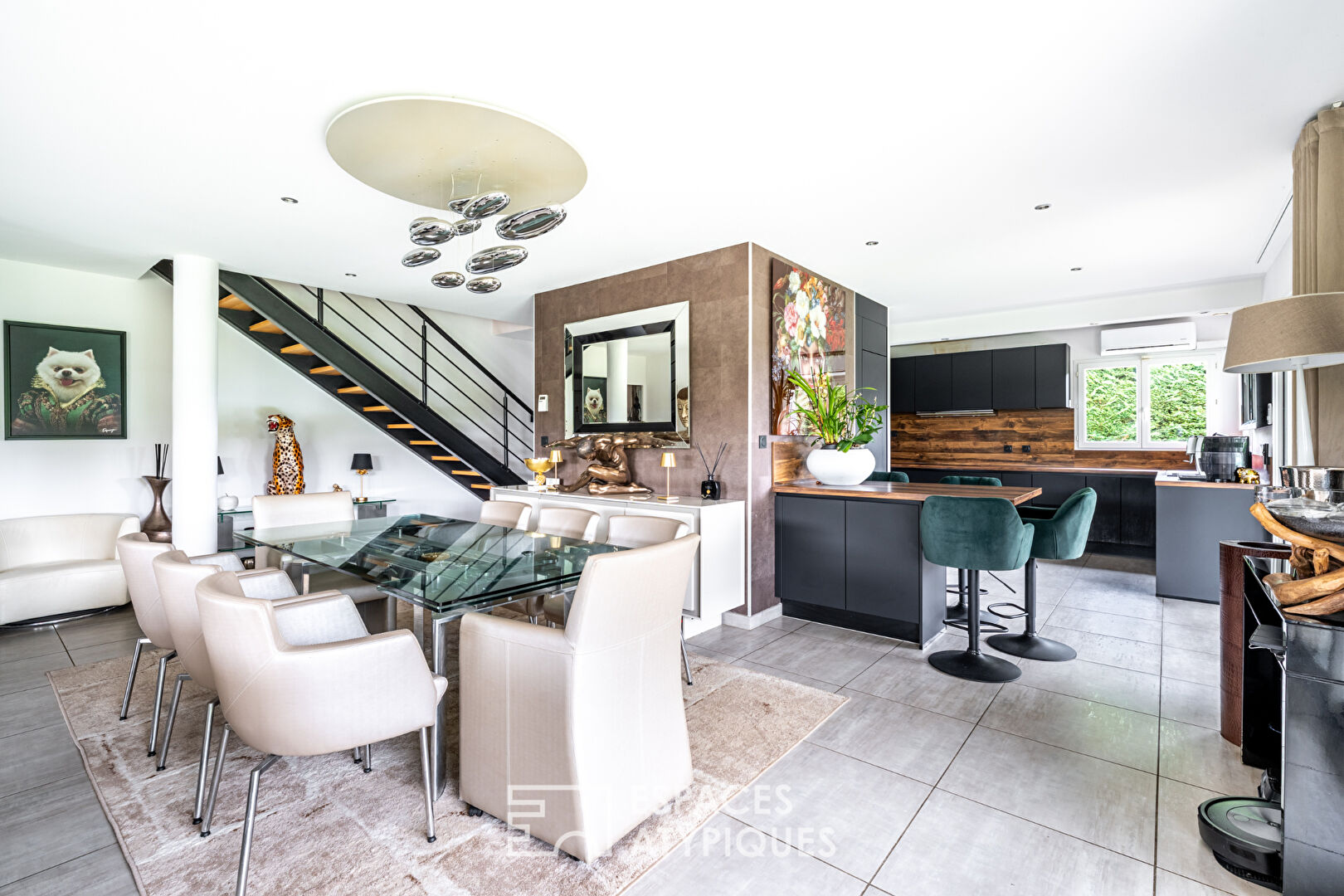 Photo Villa au calme avec piscine sur les hauteurs de Saint-Bonnet-de-Mûre image 2/6