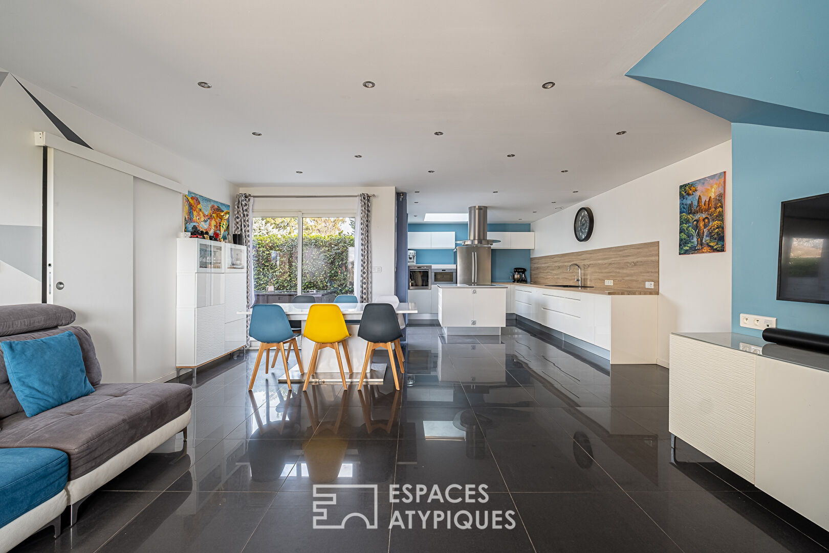 Photo Maison récente sur les hauteurs de Saint-Bonnet-de-Mure image 2/6