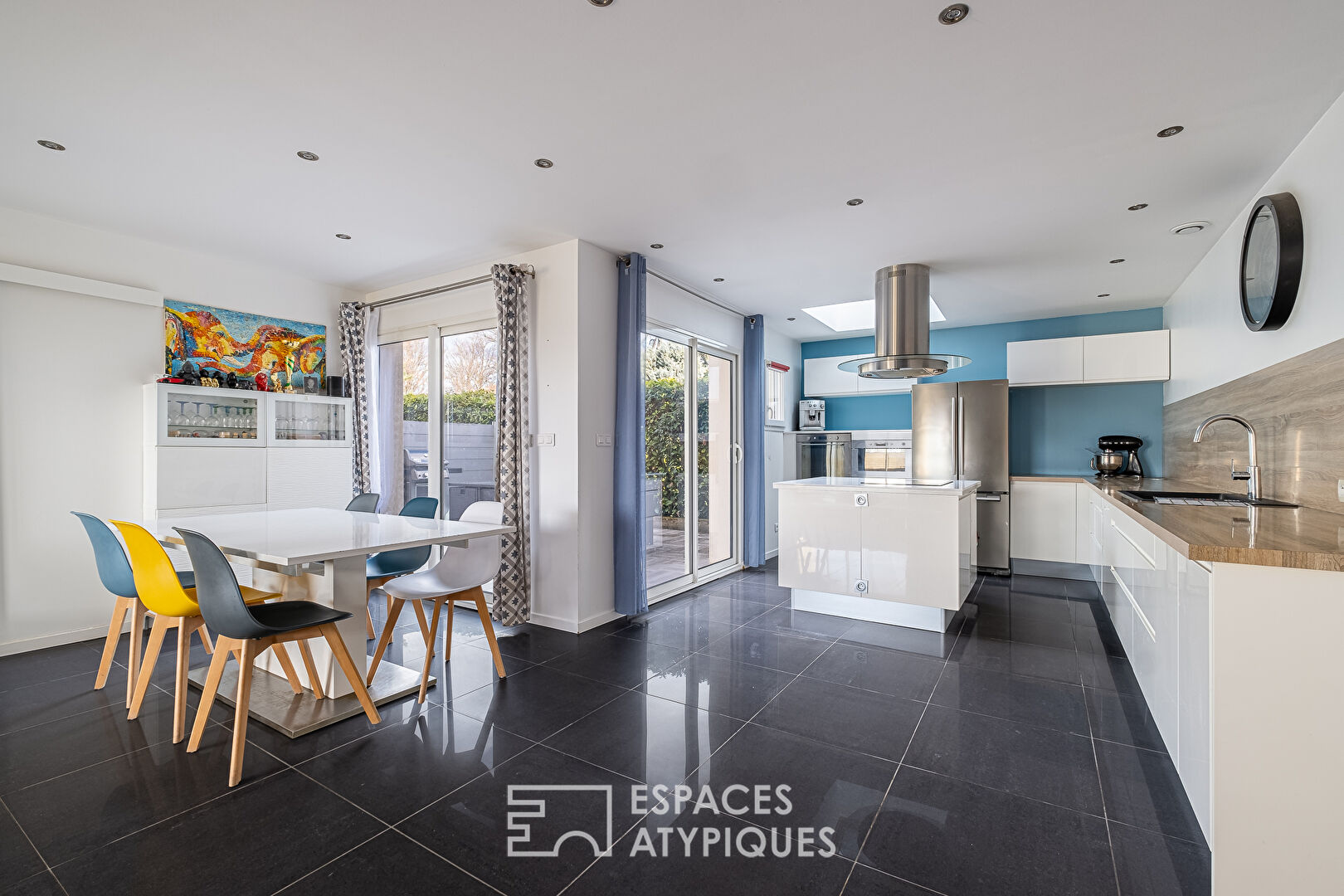 Photo Maison récente sur les hauteurs de Saint-Bonnet-de-Mure image 3/6