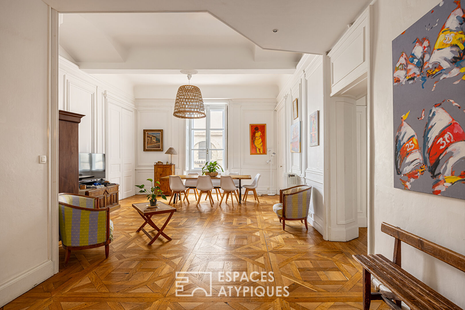 Photo Appartement de charme Place Bellecour image 5/6