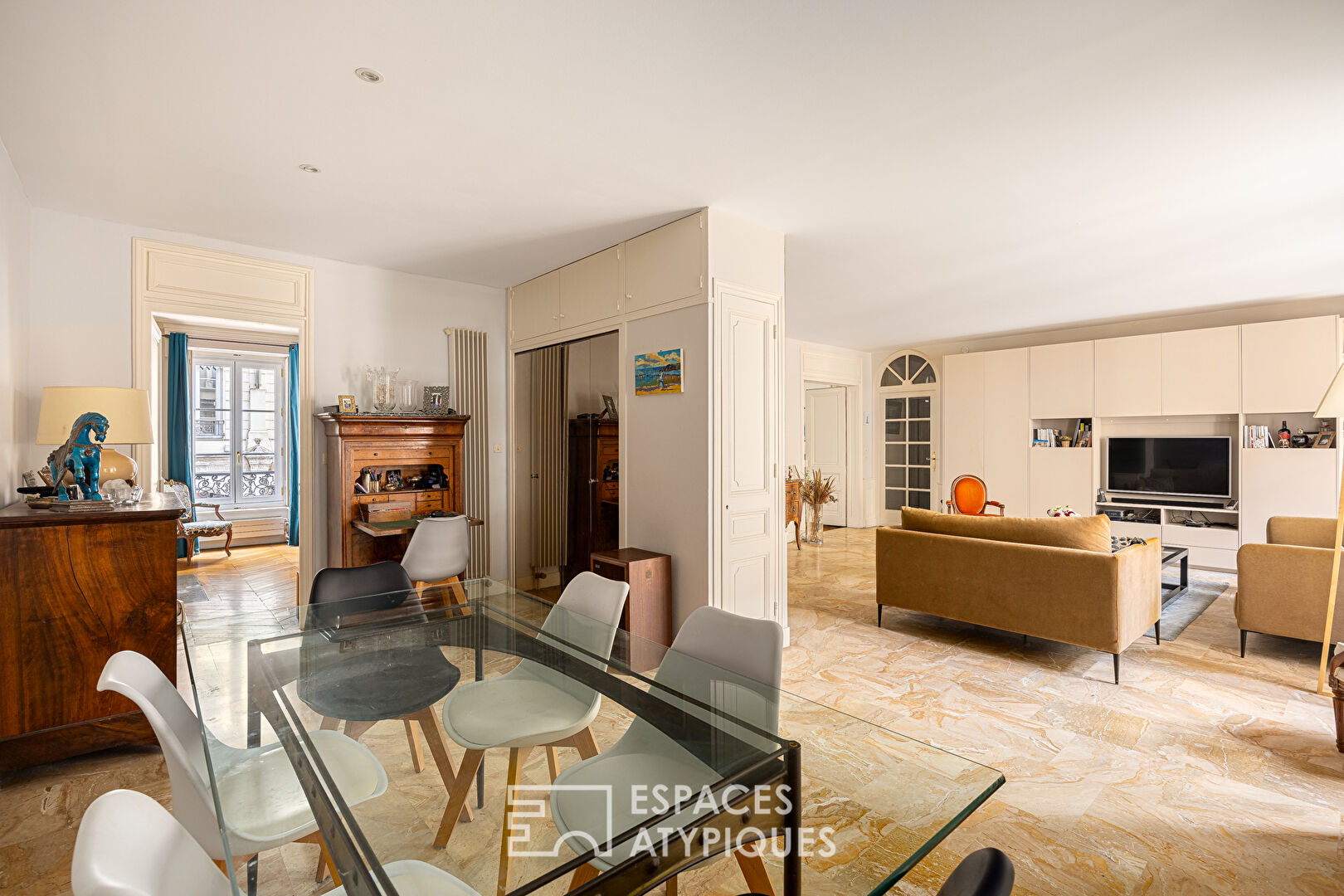 Photo Très bel appartement bourgeois en plein coeur du quartier d'Ainay image 4/6