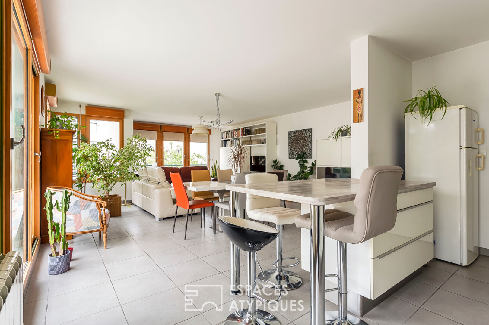 Appartement avec terrasse et triple garage