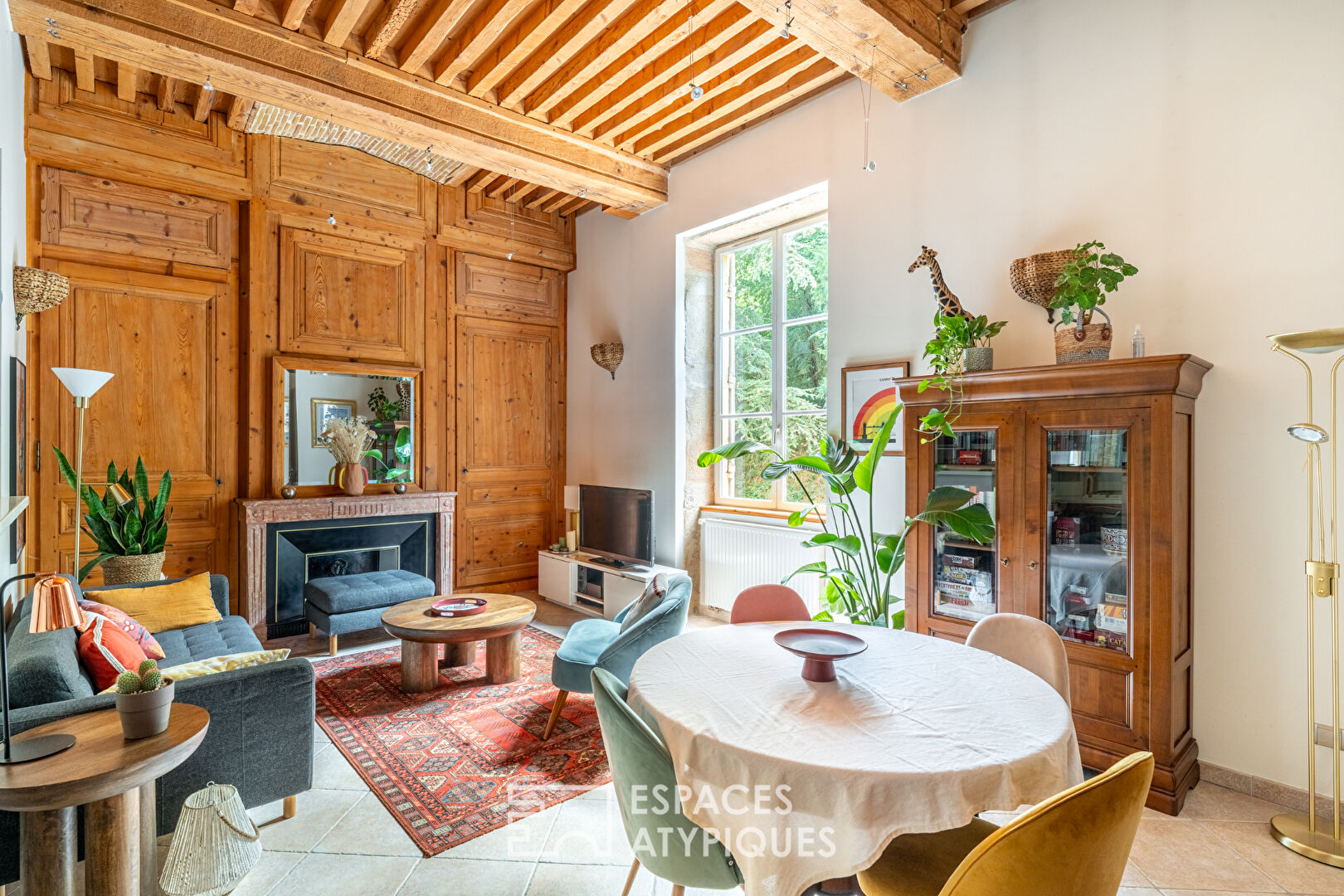 Agence immobilière de ESPACES ATYPIQUES LYON - ESPACES ATYPIQUES Villefranche