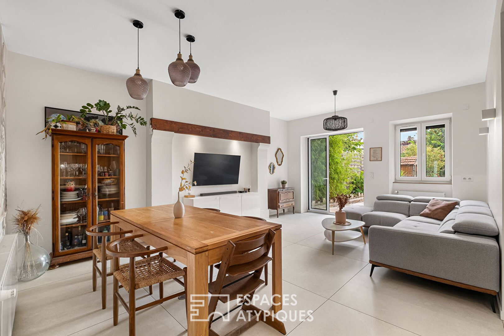 Photo Maison familiale de caractère rénovée avec goût image 4/6