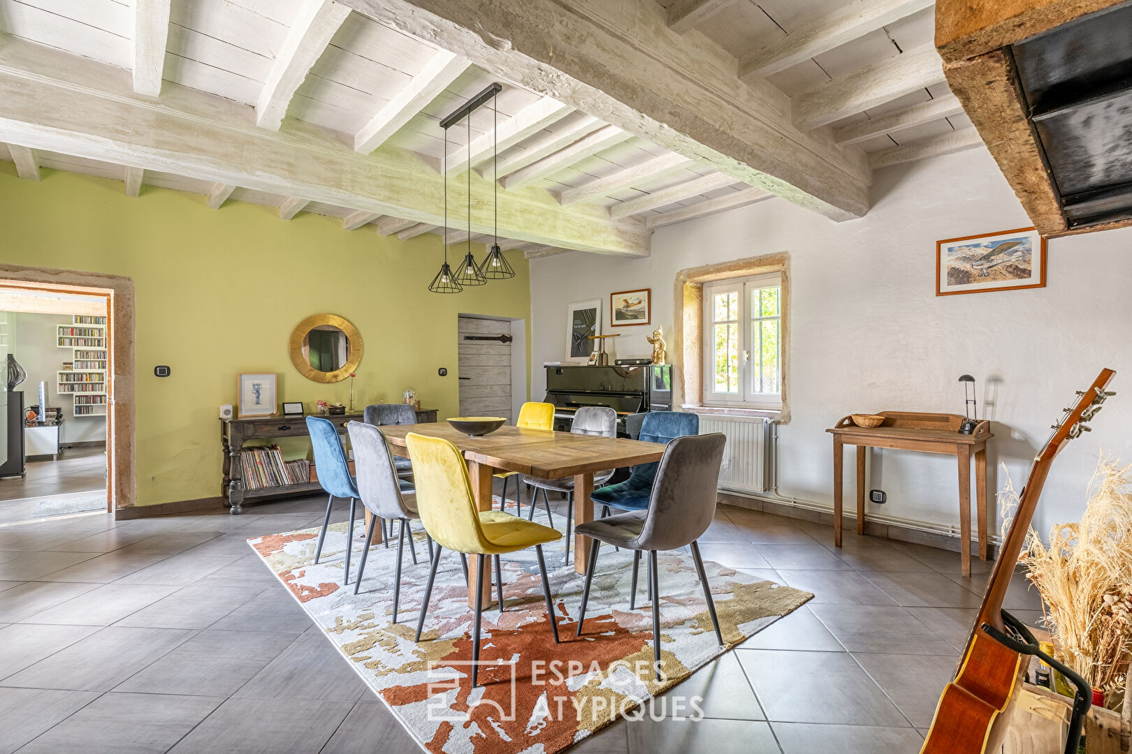 Photo Propriété de caractère avec son parc arboré, piscine et gîte indépendant à Messimy-sur-Saône image 5/6