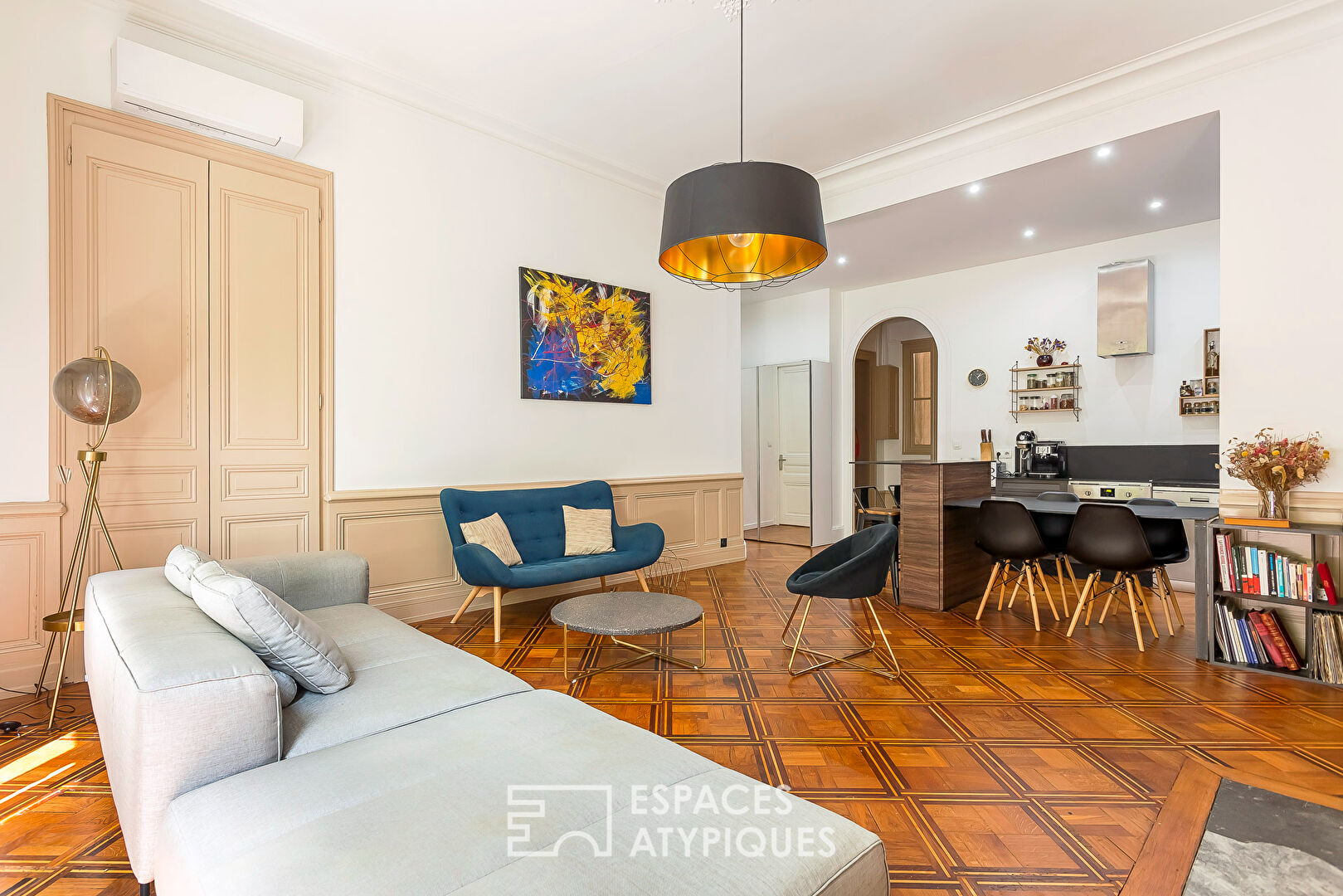 Photo Ancien rénové Métro Saxe-Gambetta image 5/6