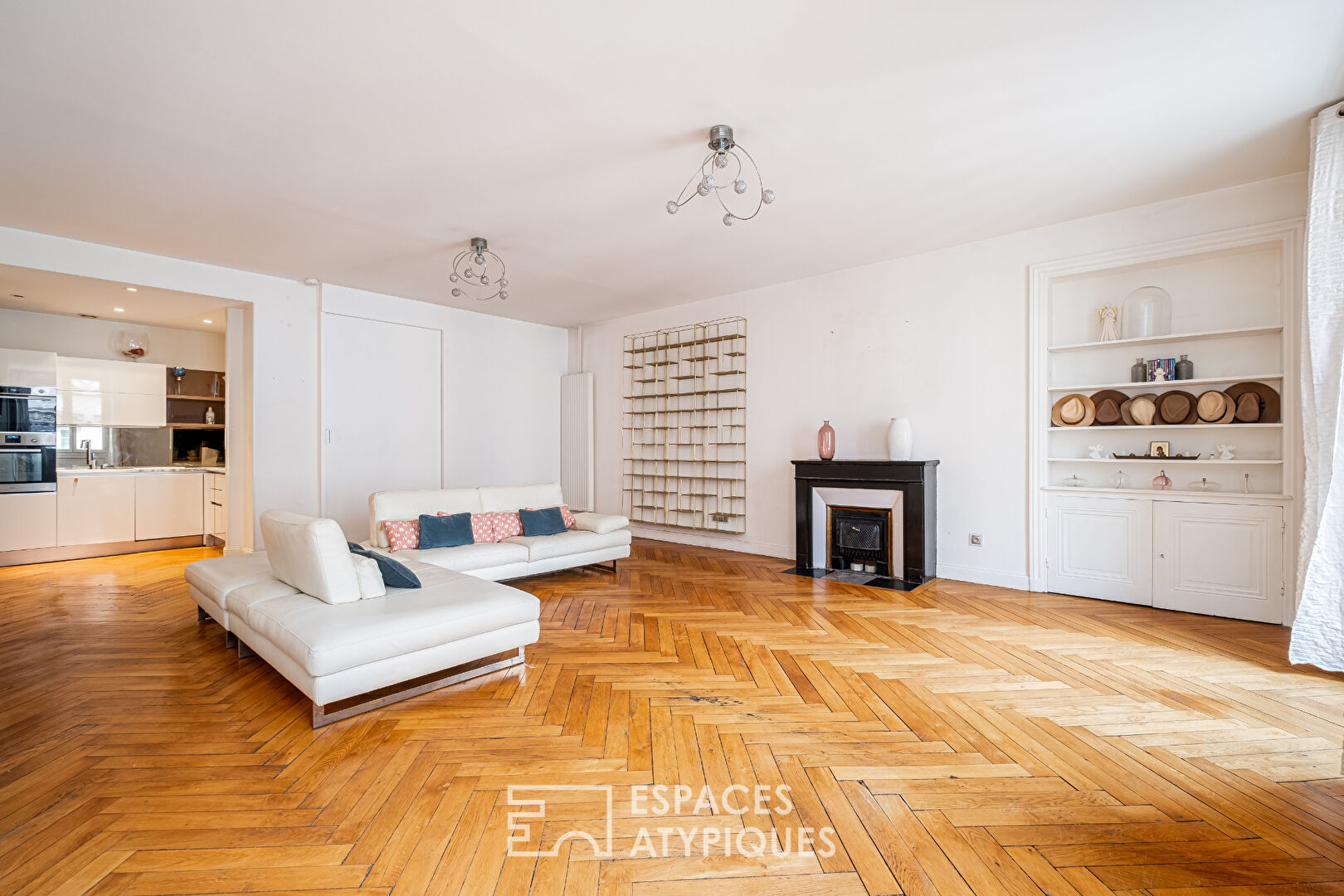 Photo Appartement de caractère en étage élevé avec ascenseur quartier Grôlée image 3/6