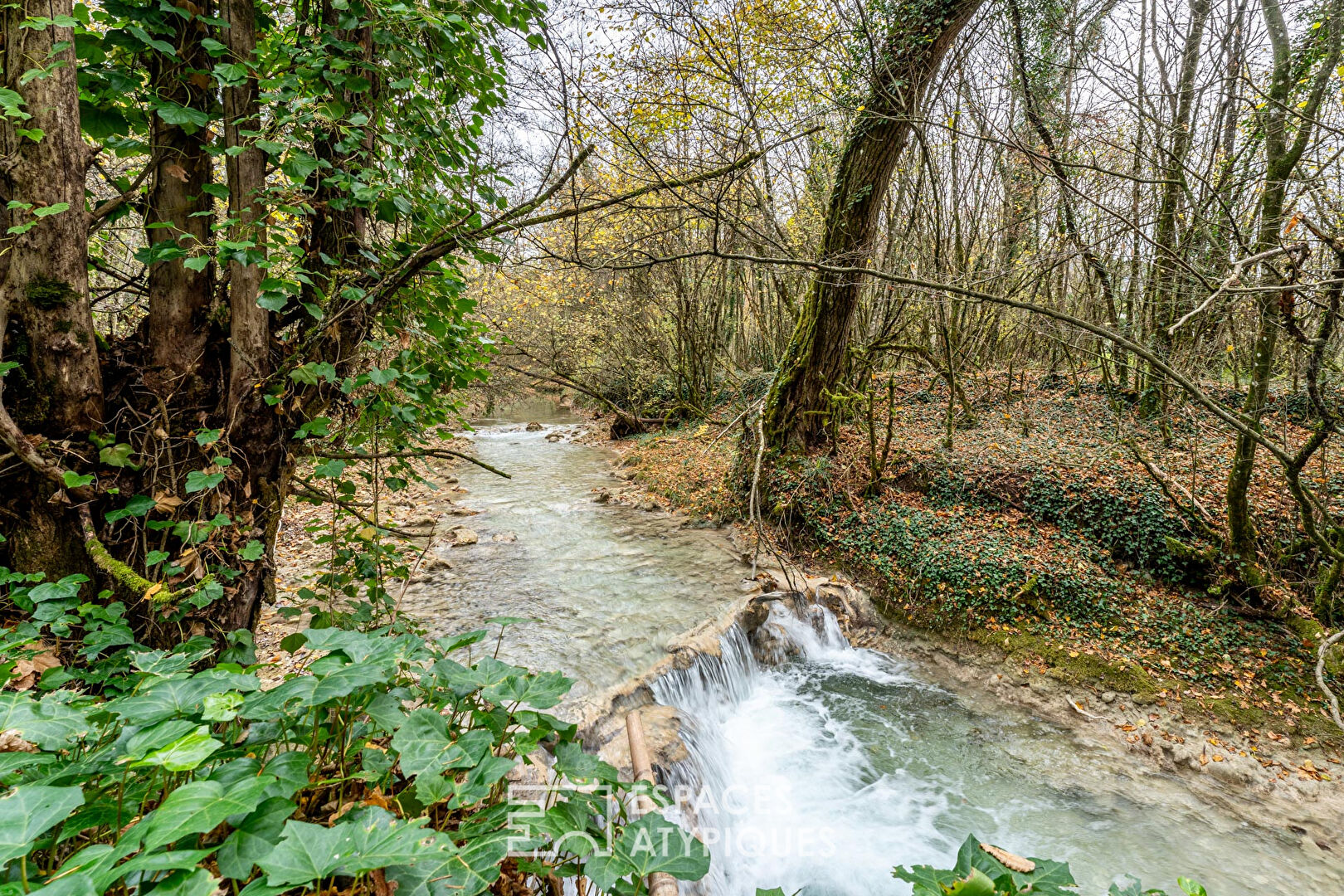Photo Maison de maître avec grandes dépendances image 2/6