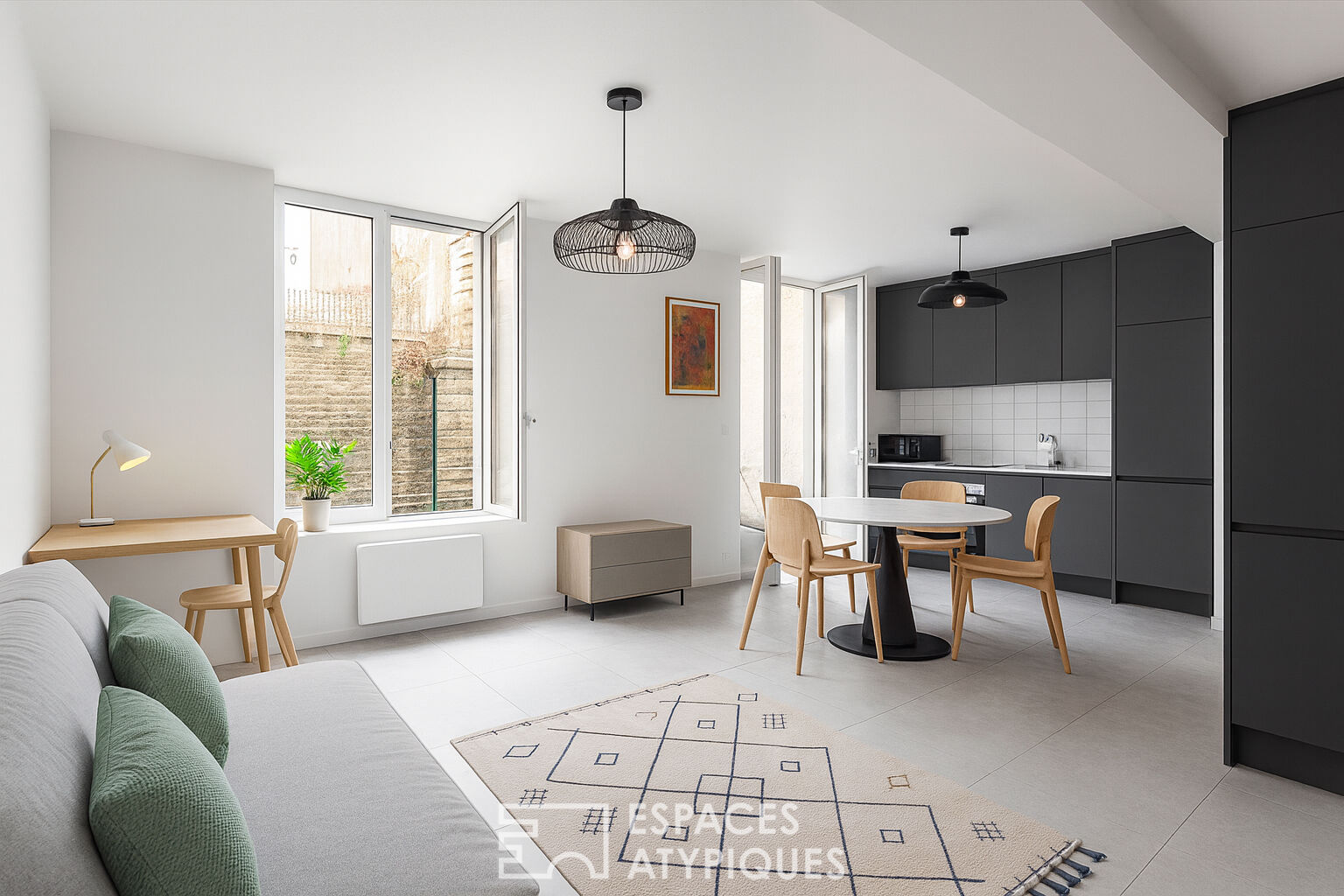 Appartement avec terrasse place de la Croix Rousse