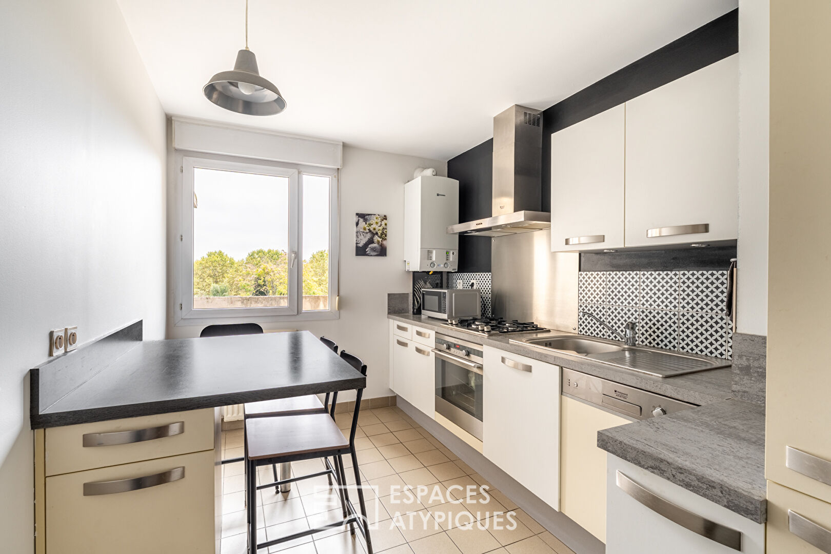 Photo Appartement rénové avec balcon à deux pas du Parc de la Tête d'Or image 3/6