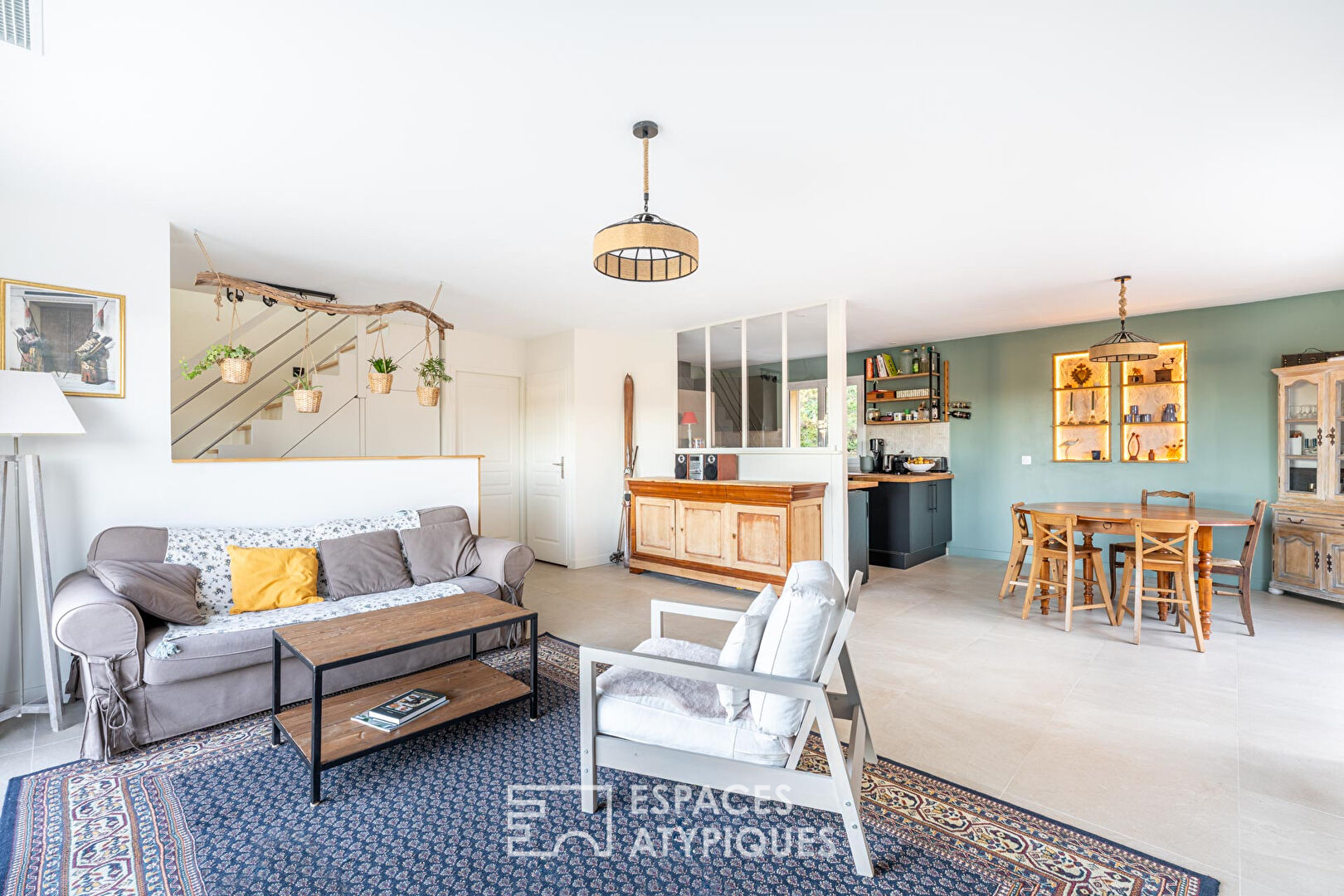 Agence immobilière de ESPACES ATYPIQUES LYON - ESPACES ATYPIQUES Villefranche