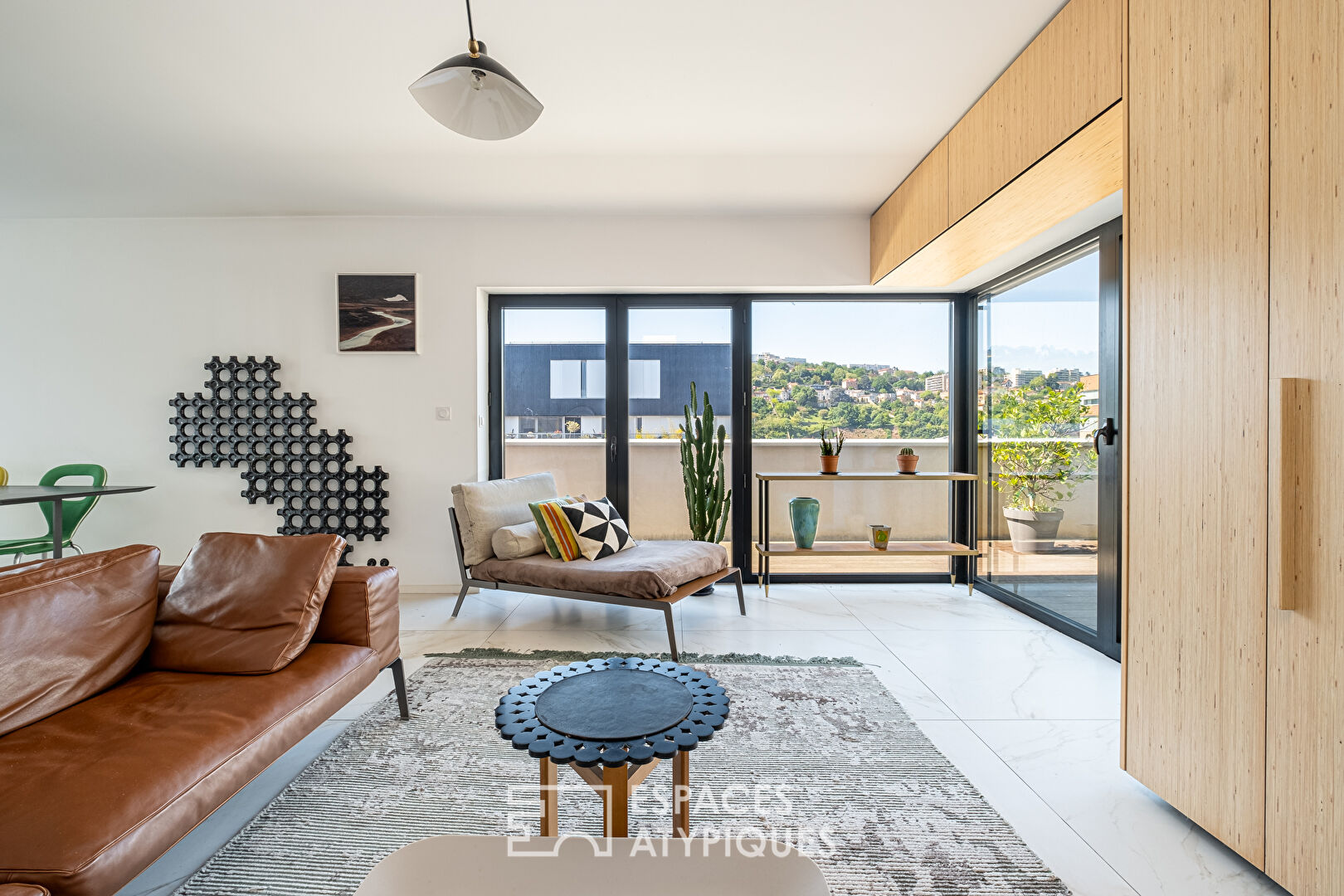 Photo Toit-terrasse d'exception au sein du quartier de Confluence image 2/6