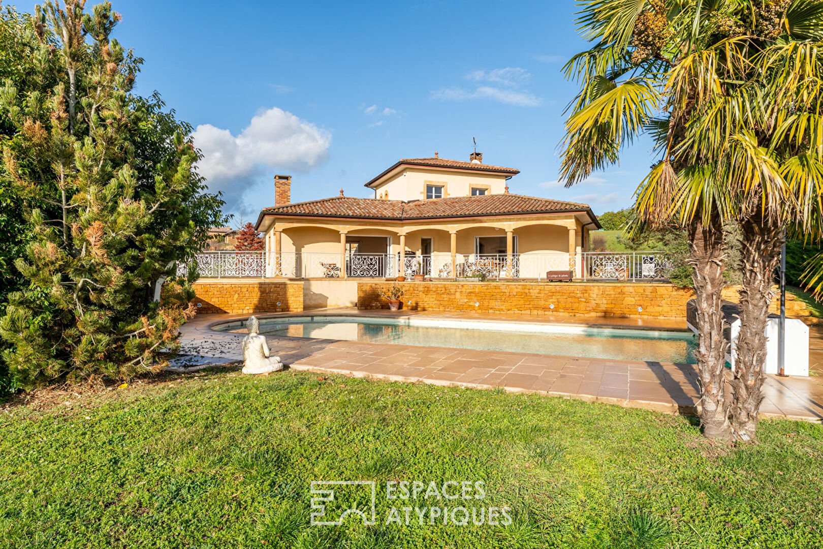 Agence immobilière de ESPACES ATYPIQUES LYON - ESPACES ATYPIQUES Villefranche