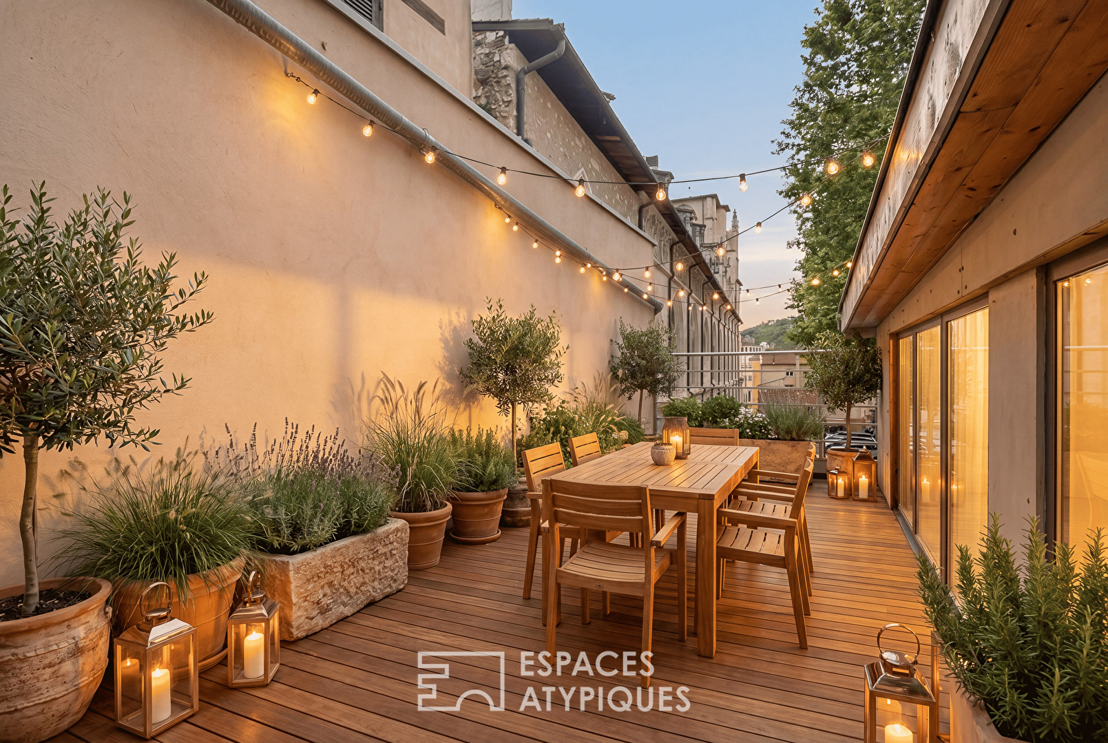 Agence immobilière de ESPACES ATYPIQUES LYON