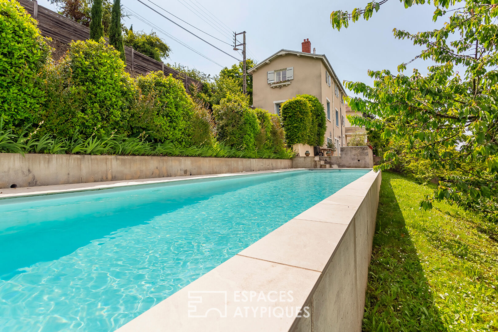 Agence immobilière de ESPACES ATYPIQUES LYON