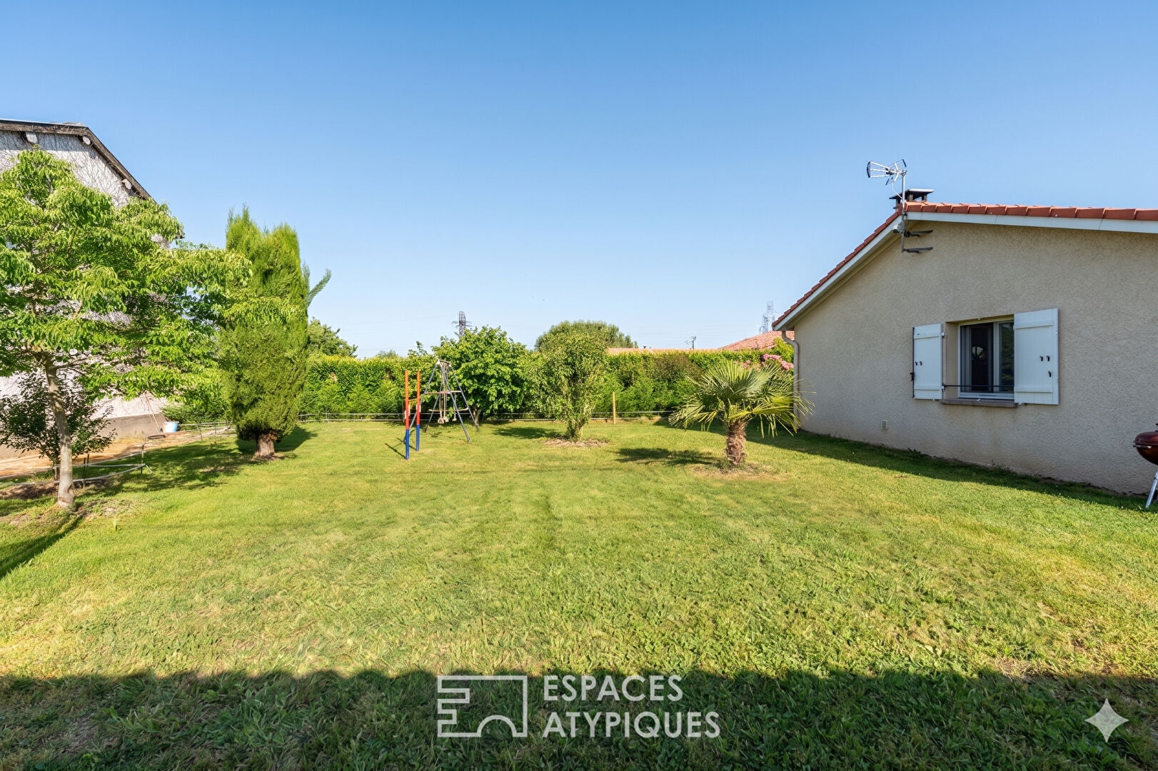 Agence immobilière de ESPACES ATYPIQUES LYON - ESPACES ATYPIQUES Villefranche