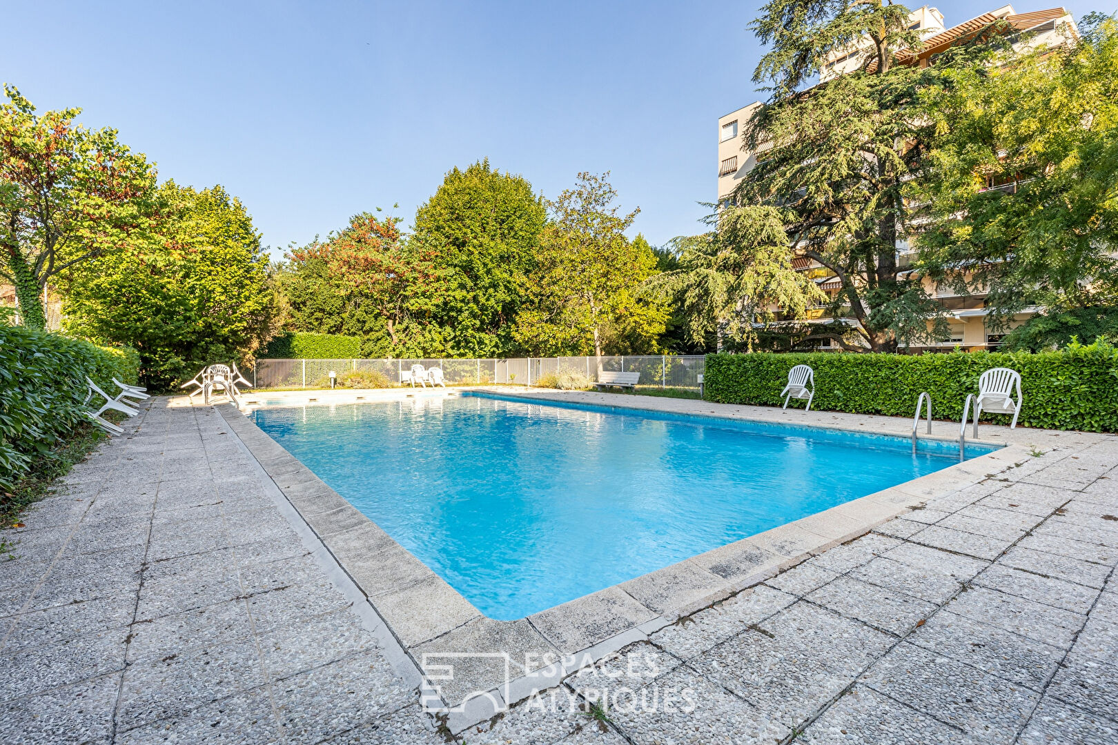 Agence immobilière de ESPACES ATYPIQUES LYON - ESPACES ATYPIQUES Villefranche