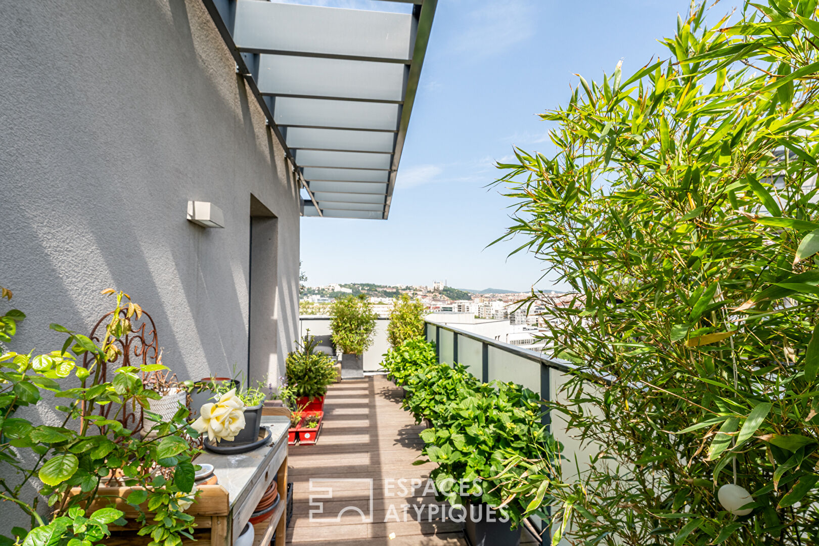 Agence immobilière de ESPACES ATYPIQUES LYON