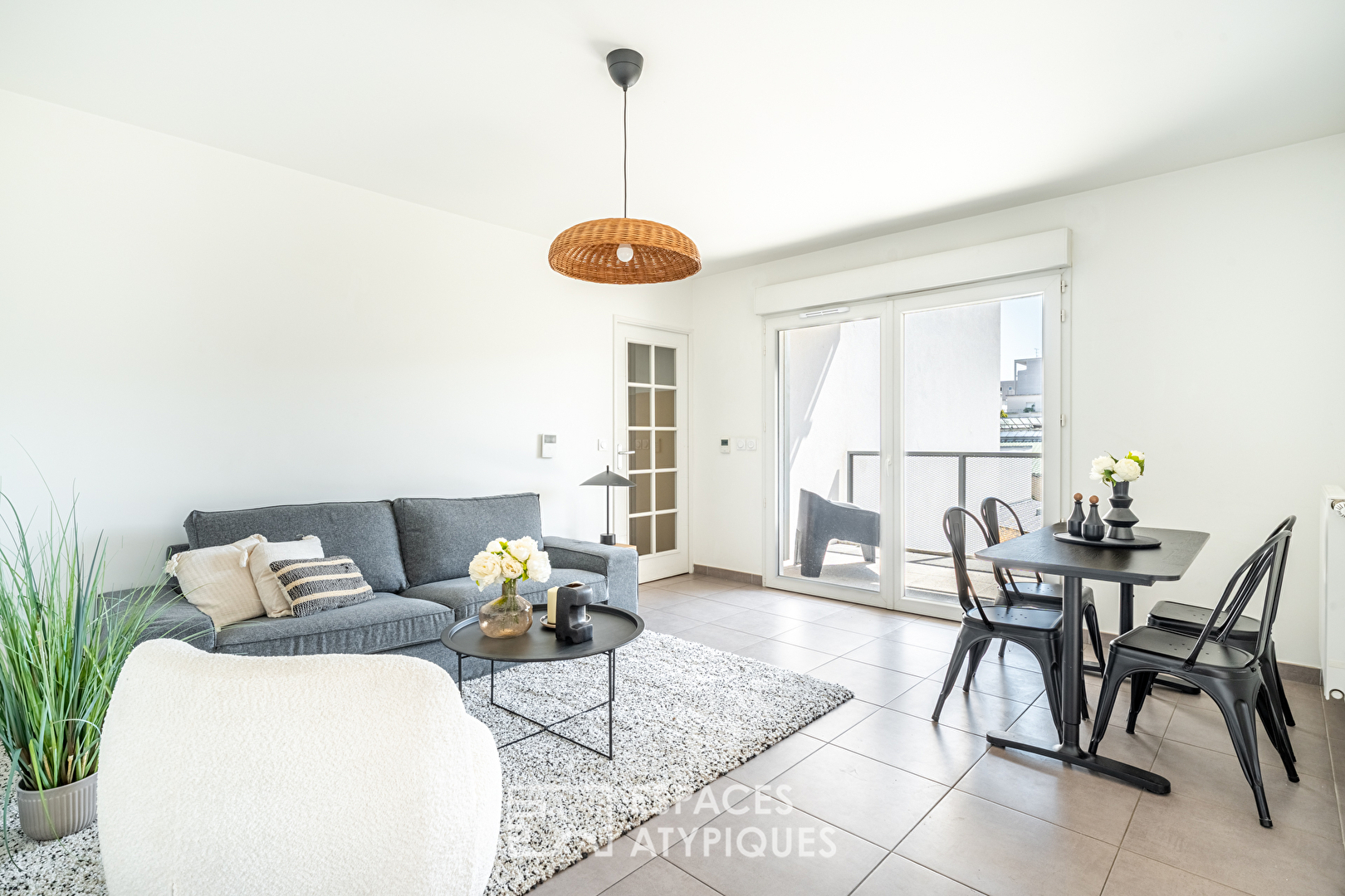 Agence immobilière de ESPACES ATYPIQUES LYON