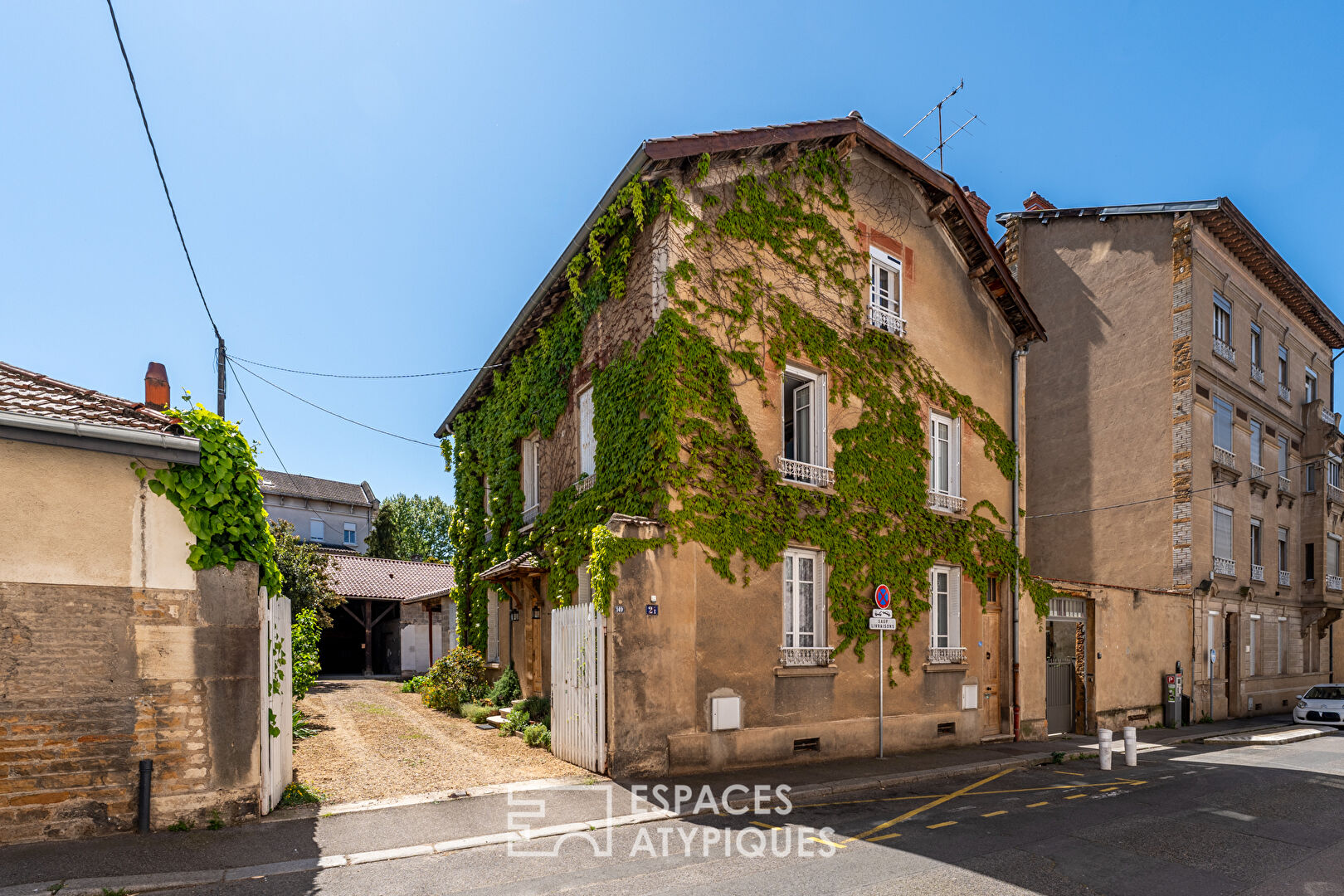 Agence immobilière de ESPACES ATYPIQUES LYON - ESPACES ATYPIQUES Villefranche
