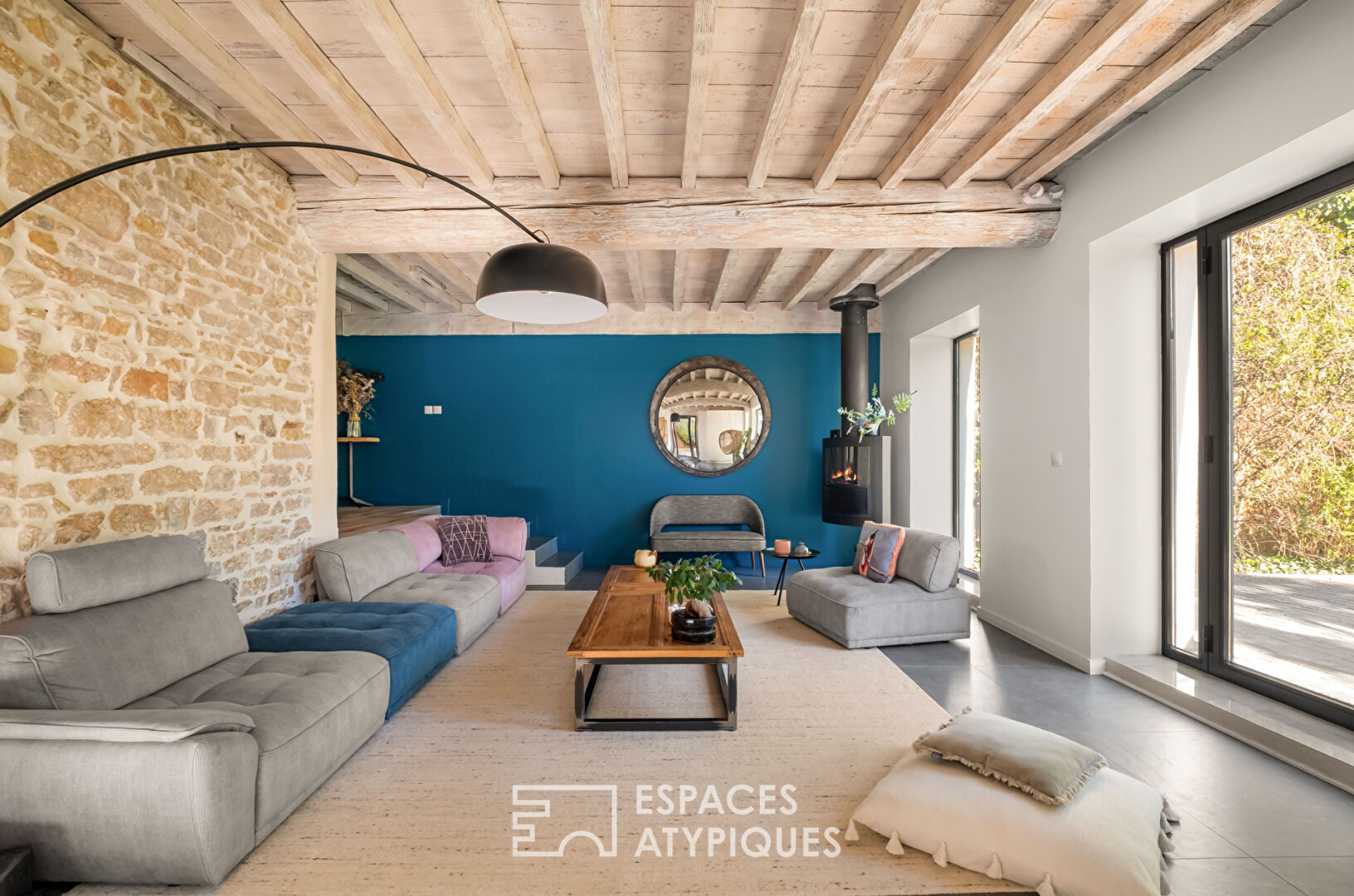 Agence immobilière de ESPACES ATYPIQUES LYON - ESPACES ATYPIQUES Villefranche