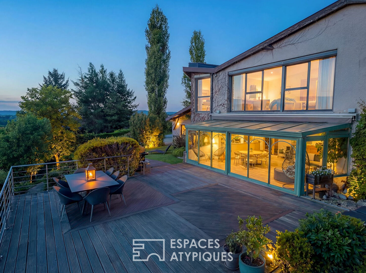 Agence immobilière de ESPACES ATYPIQUES LYON - ESPACES ATYPIQUES Villefranche