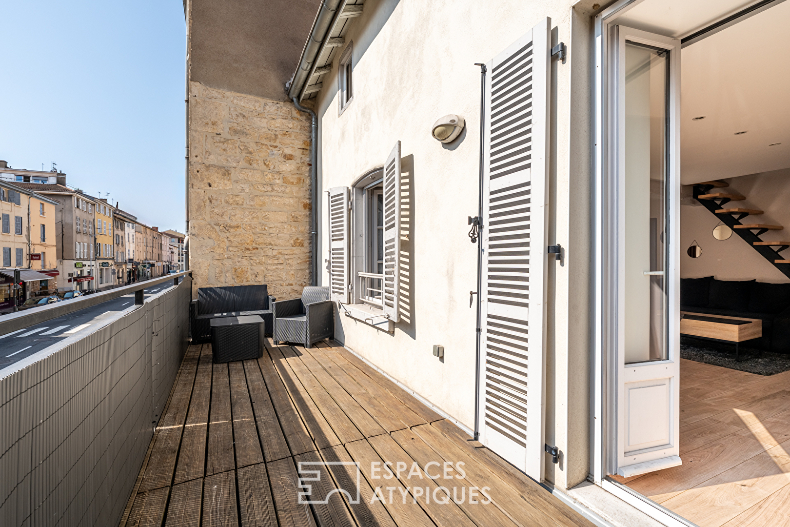 Agence immobilière de ESPACES ATYPIQUES LYON - ESPACES ATYPIQUES Villefranche