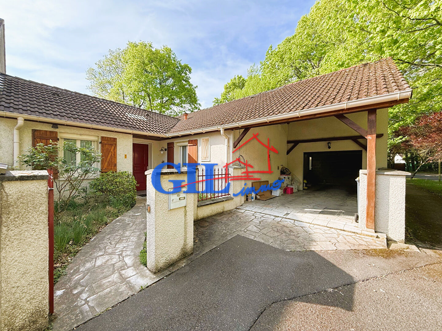 Agence immobilière de GIL IMMO Savigny - Cesson - GIL IMMO CESSON