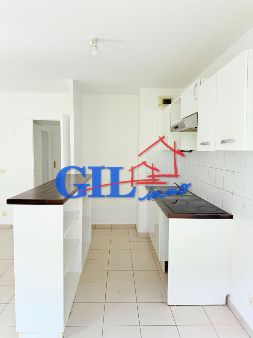 Photo Appartement Savigny Le Temple 3 pièce(s) 63 m2 image 6/6