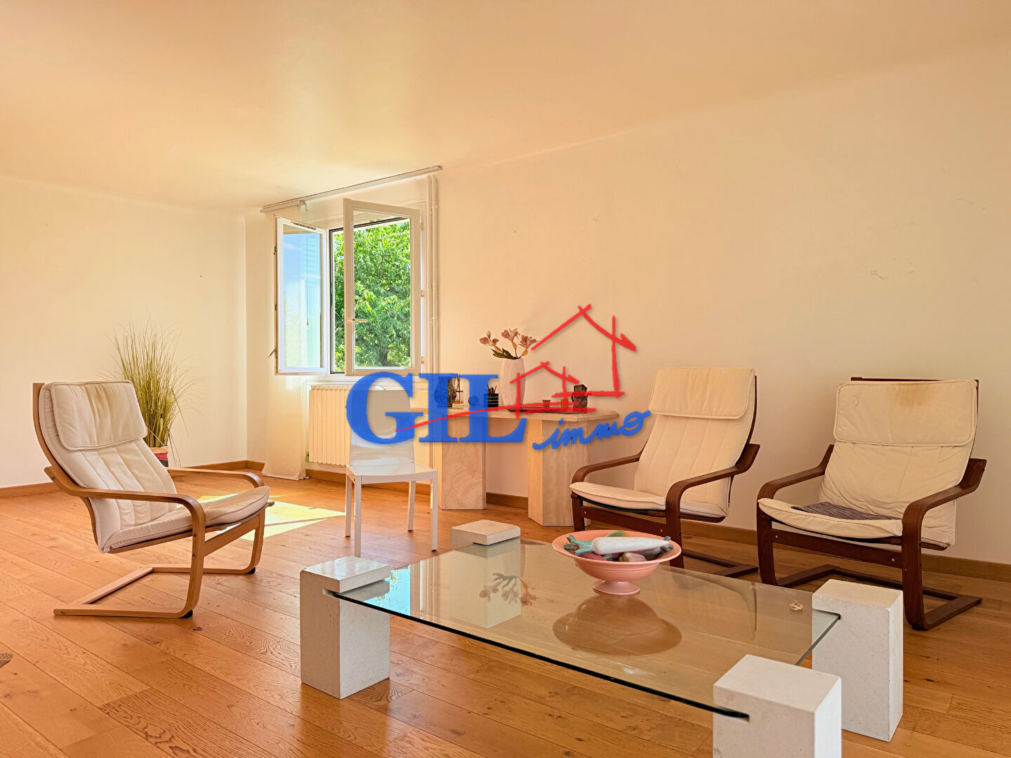 Photo CESSON BOURG - MAISON INDIVIDUELLE + APPARTEMENT DE 53m² SUR TERRAIN DE 1612m² image 2/6