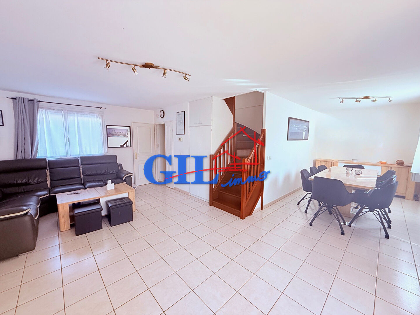 Photo Maison Savigny Le Temple 5 pièce(s) 100 m2 image 3/6