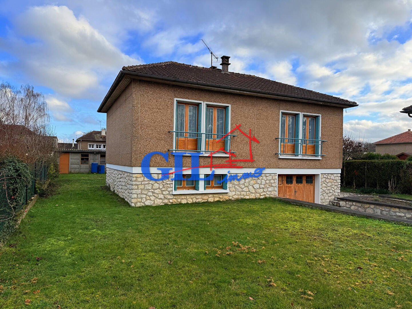 Maison CESSON BOURG (A PEINE 5 MINUTES A PIED DE LA GARE)