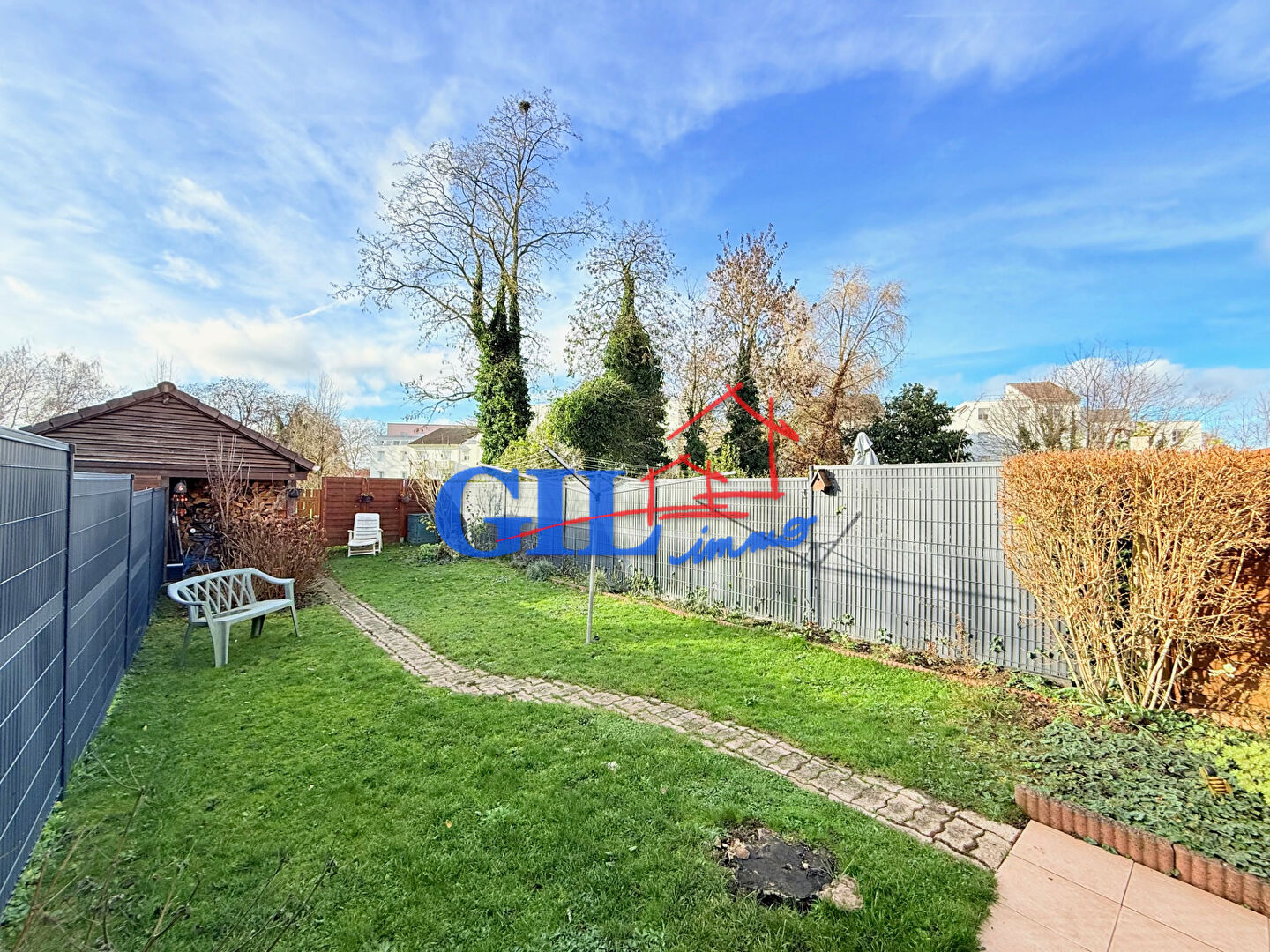 Photo Maison Savigny Le Temple 6 pièce(s) 100 m2 image 2/6