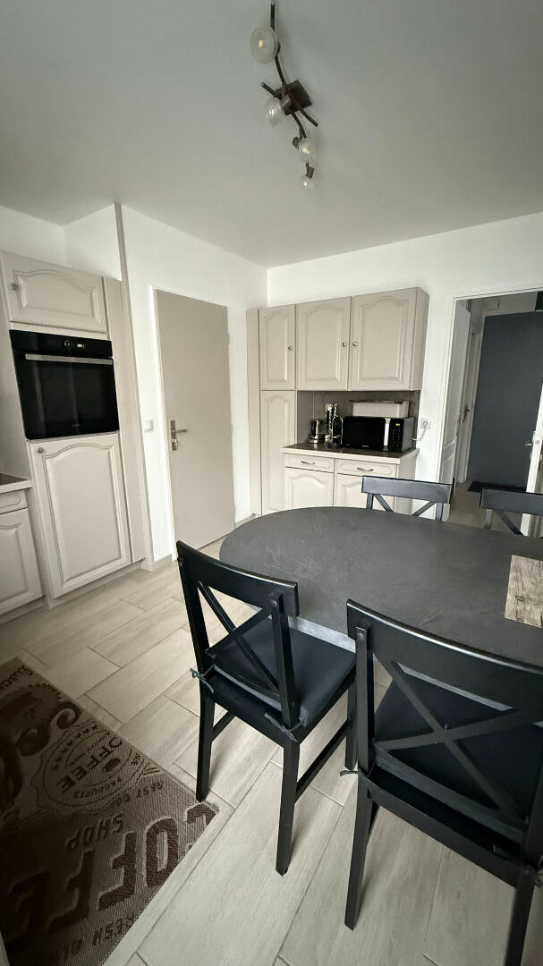 Photo Maison Savigny Le Temple  6 pièce(s) 125m2 image 6/6