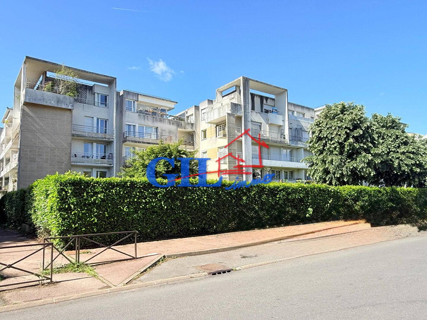 Agence immobilière de GIL IMMO Savigny - Cesson