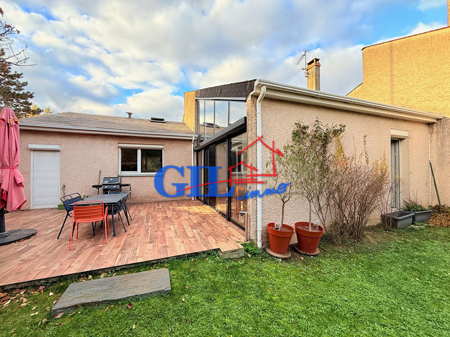 Agence immobilière de GIL IMMO Savigny - Cesson - GIL IMMO CESSON