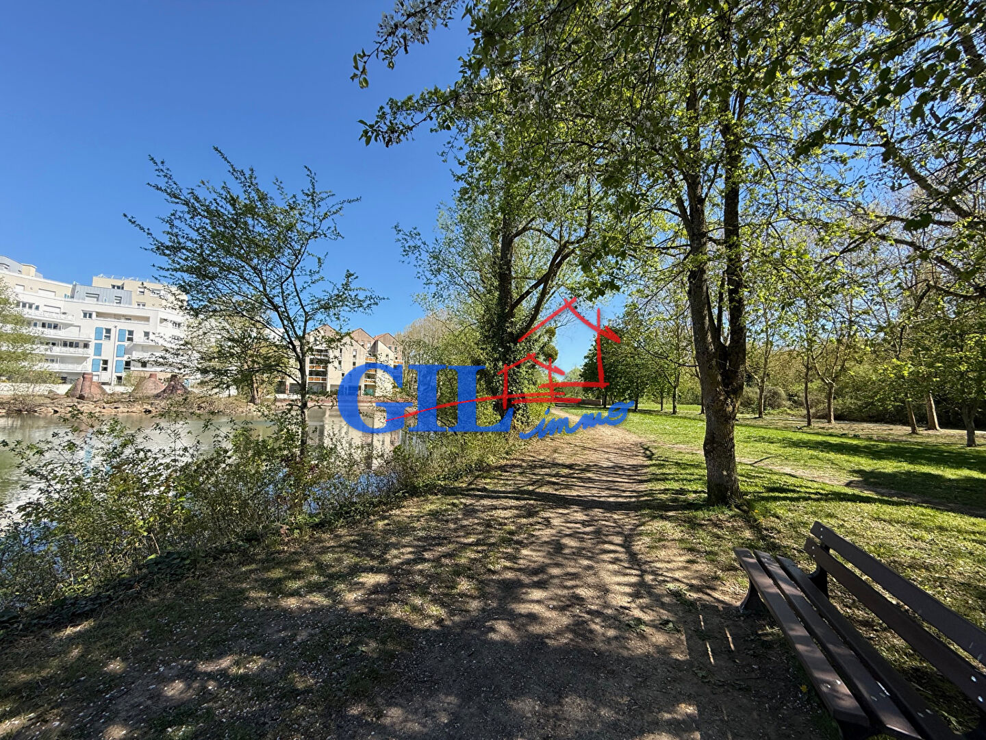 Agence immobilière de GIL IMMO Savigny - Cesson