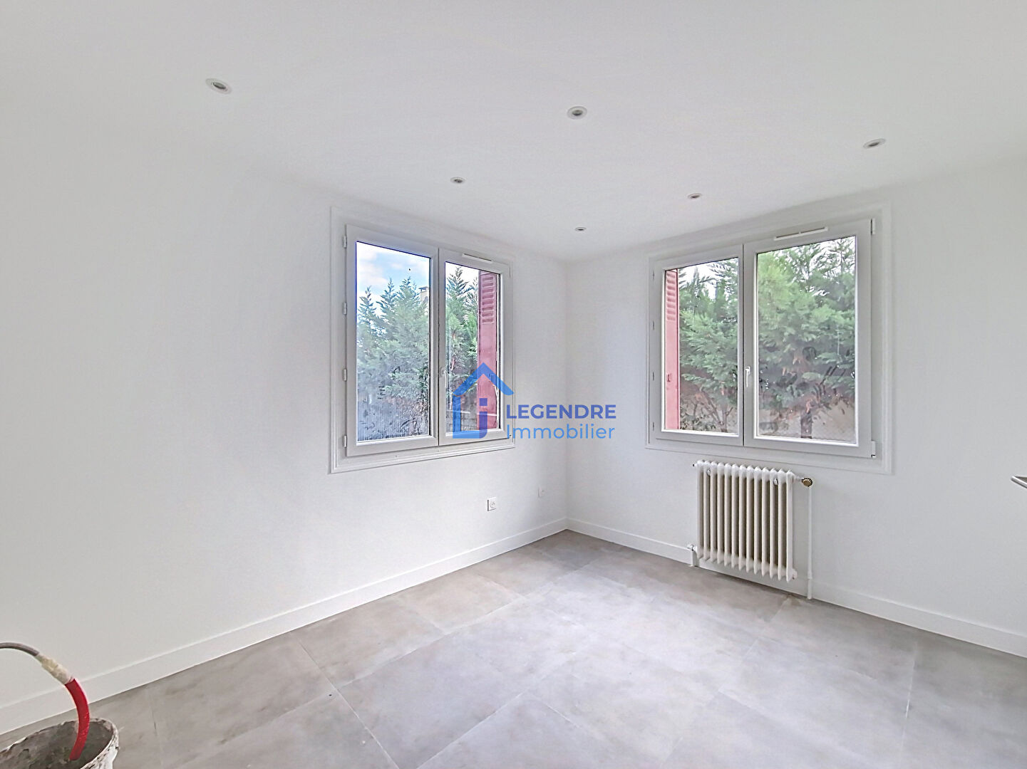 Photo Maison avec dépendance et hangar image 6/6