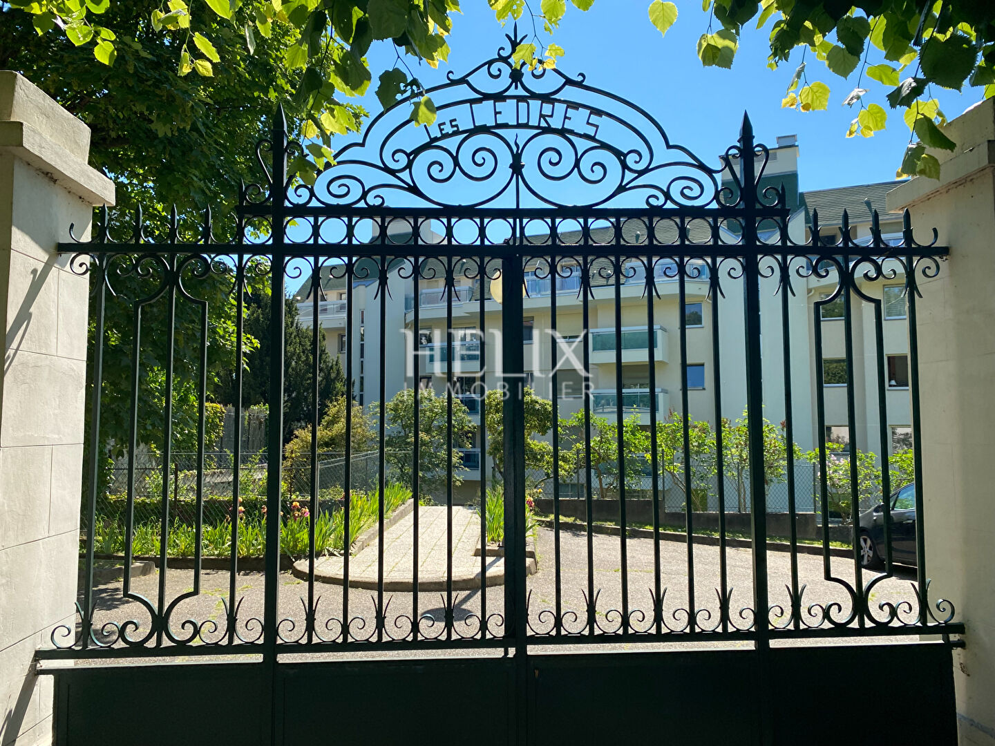 Photo Parking Le Pecq 13 m2 -  Quartier St Wandrille image 2/4