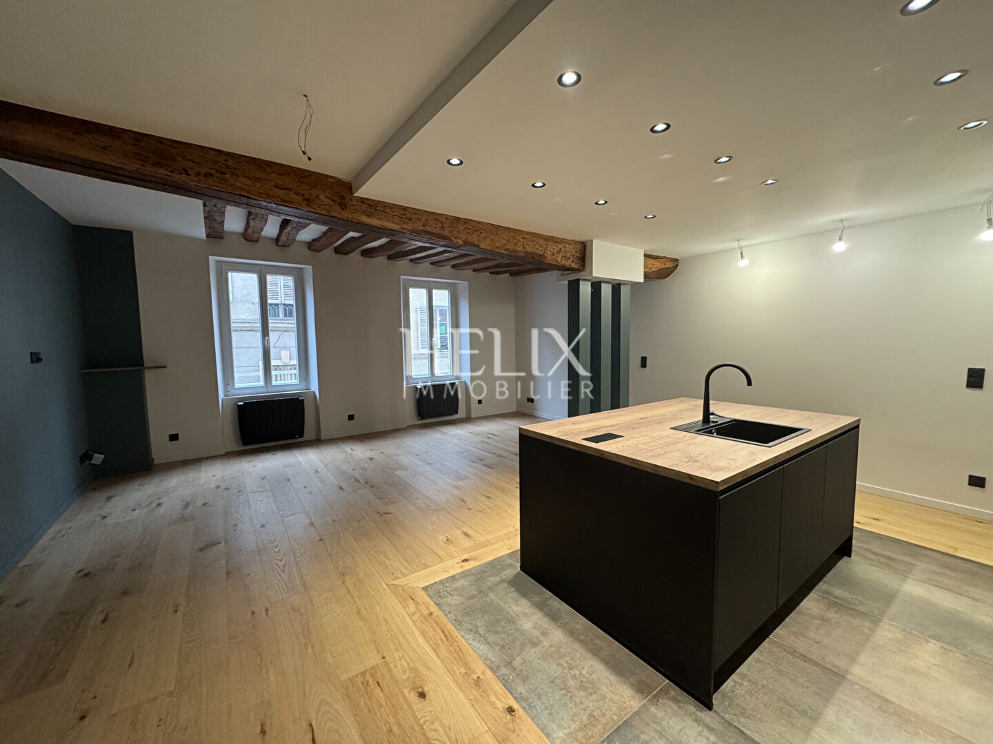 Agence immobilière de HELIX IMMOBILIER - HELIX IMMOBILIER SAINT GERMAIN EN LAYE