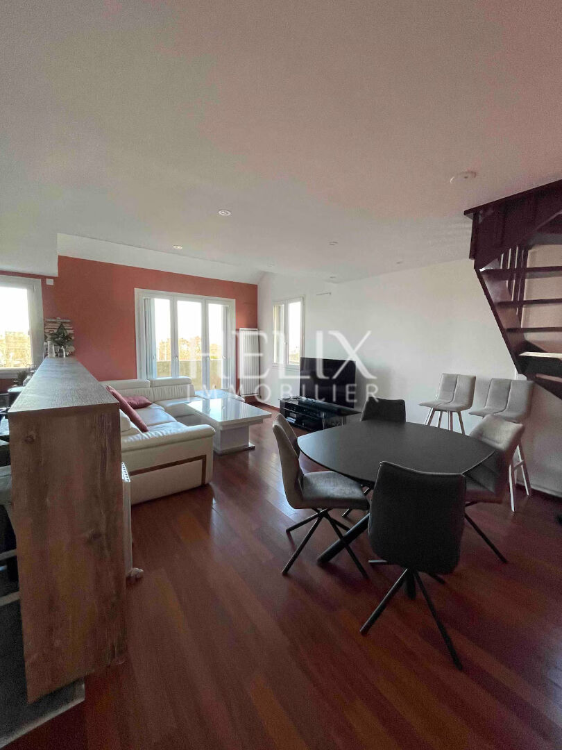 Photo Appartement Duplex Boissy Saint Léger 4 pièce(s) 100.97 m2 image 2/6