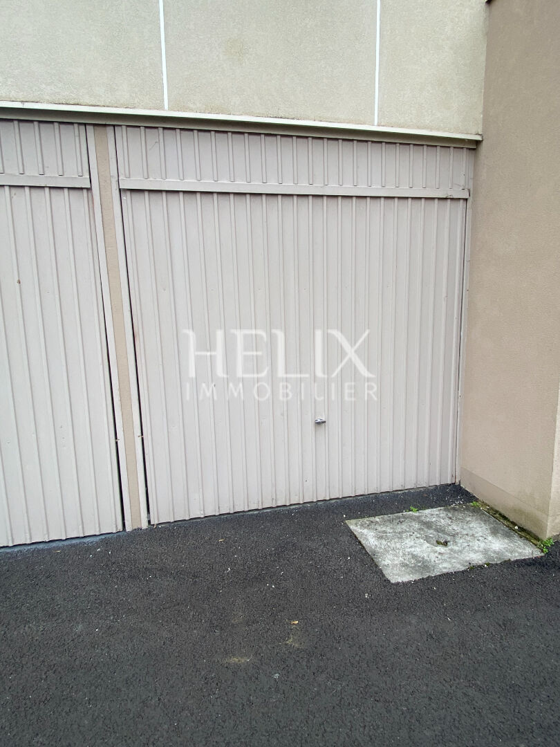 Photo Garage fermé Le Pecq 13 m2 image 2/4